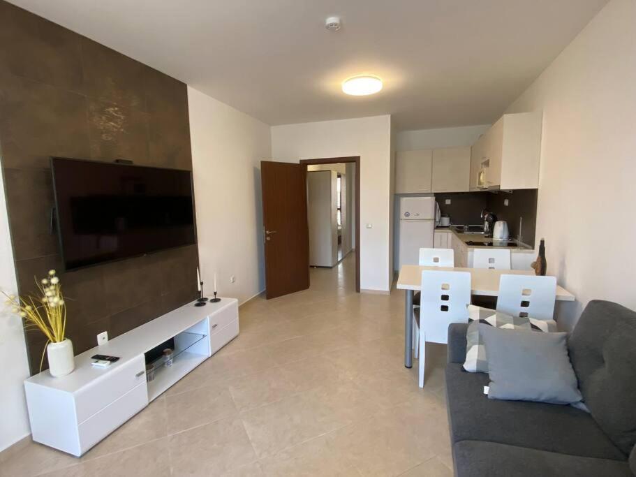 CASCADAS NEW LUXURY APARTMENT