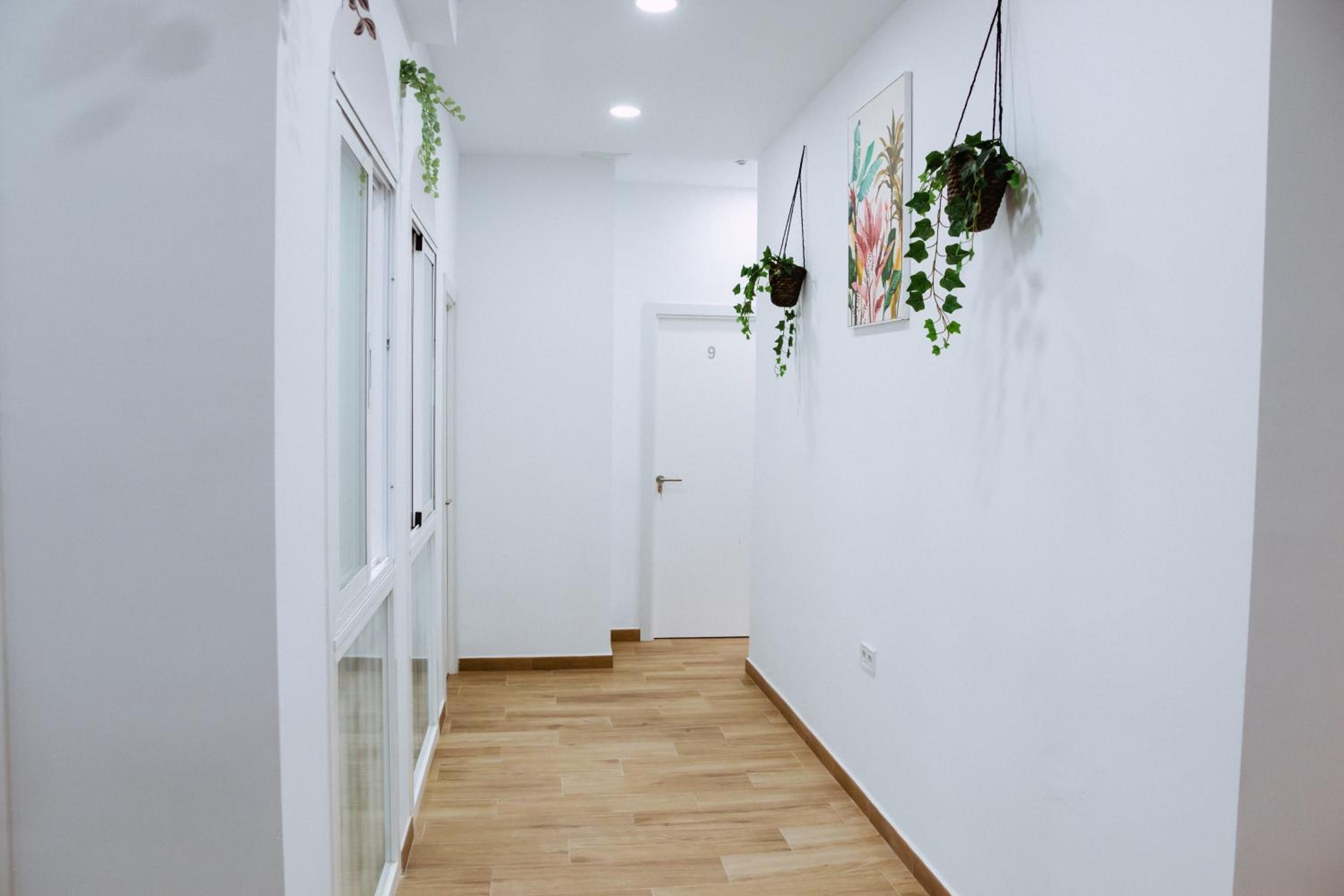 Triana Riverside Guesthouse