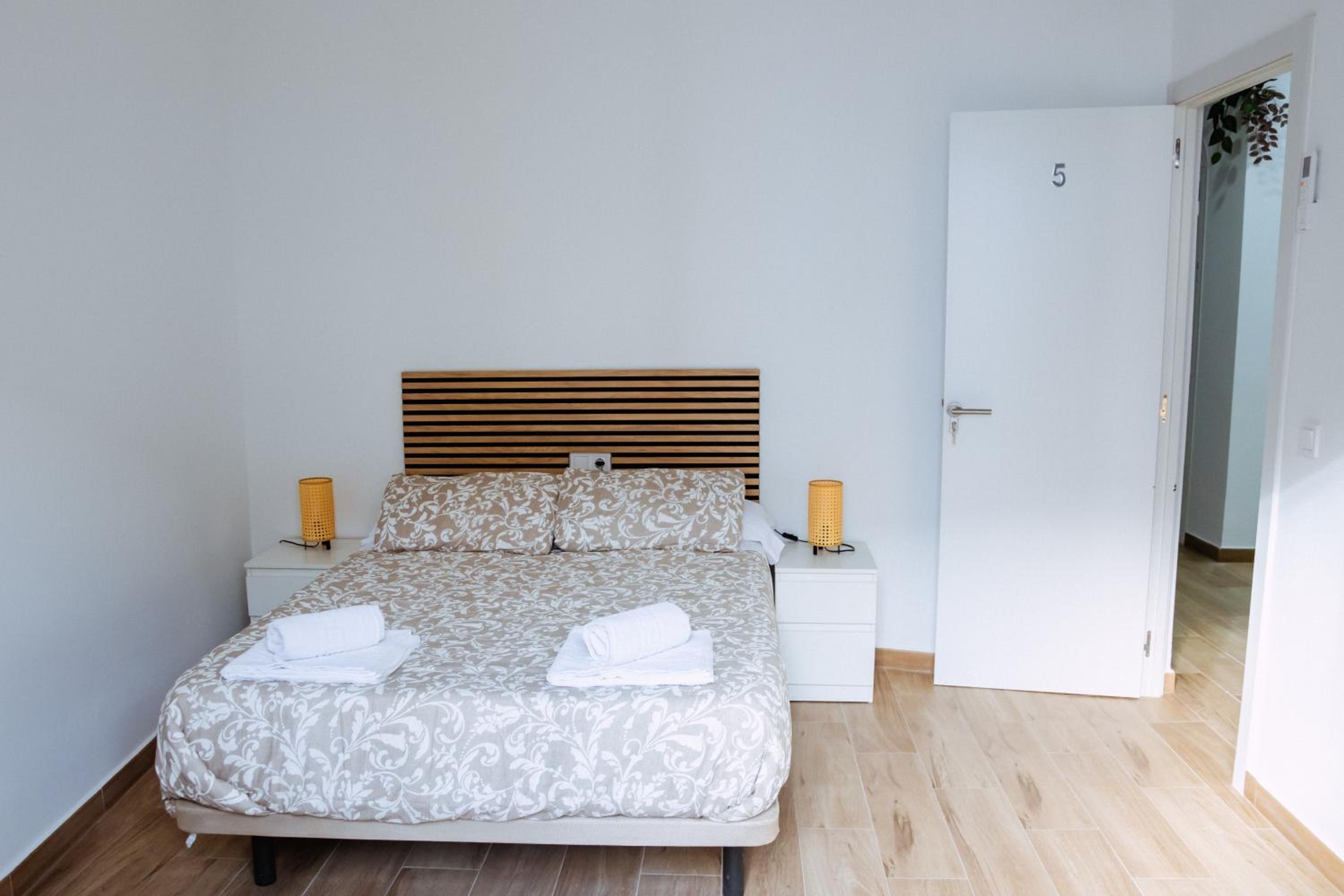 Triana Riverside Guesthouse
