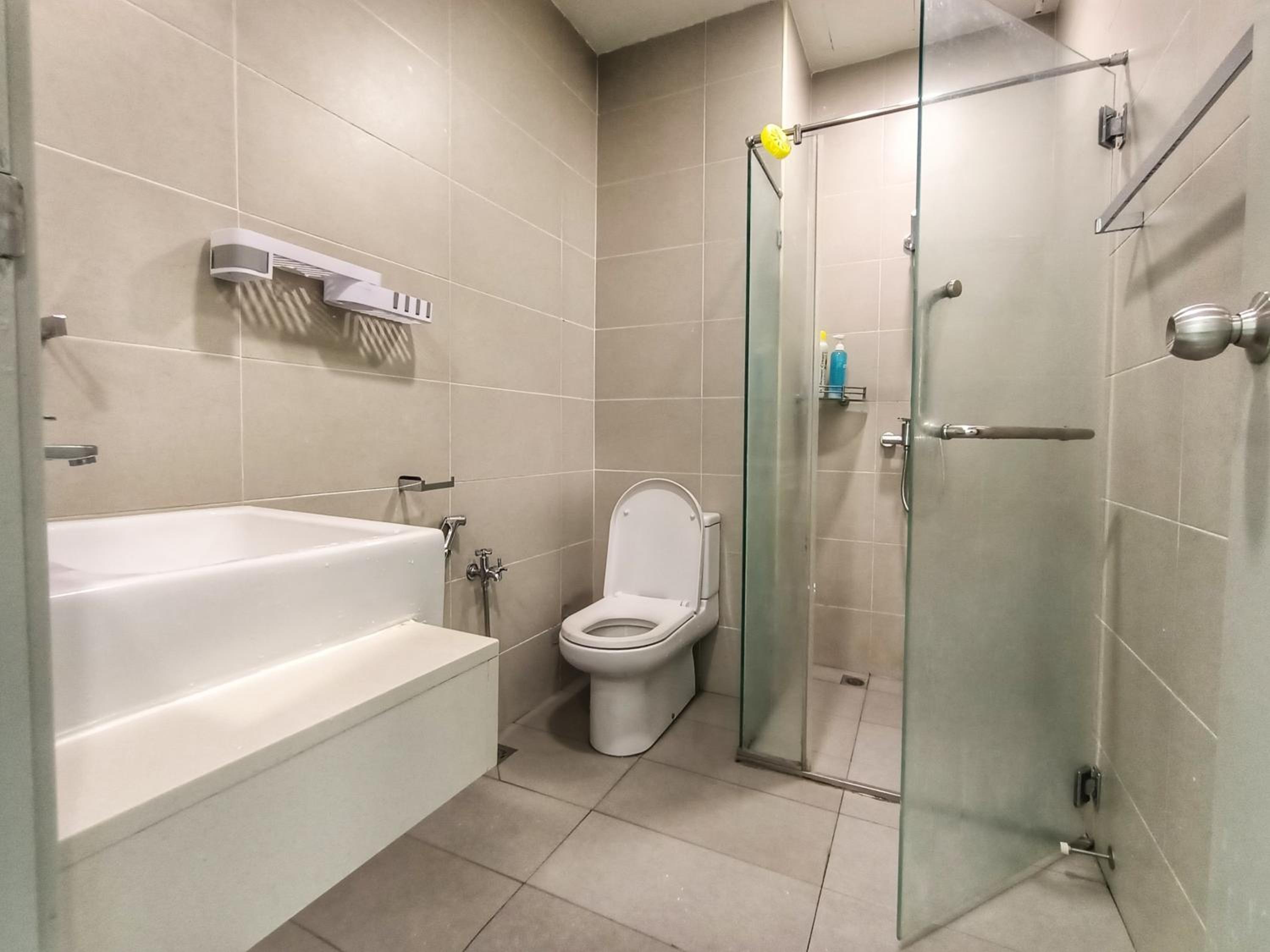 Awesome Suites 1, Netflix, Georgetown photo 4