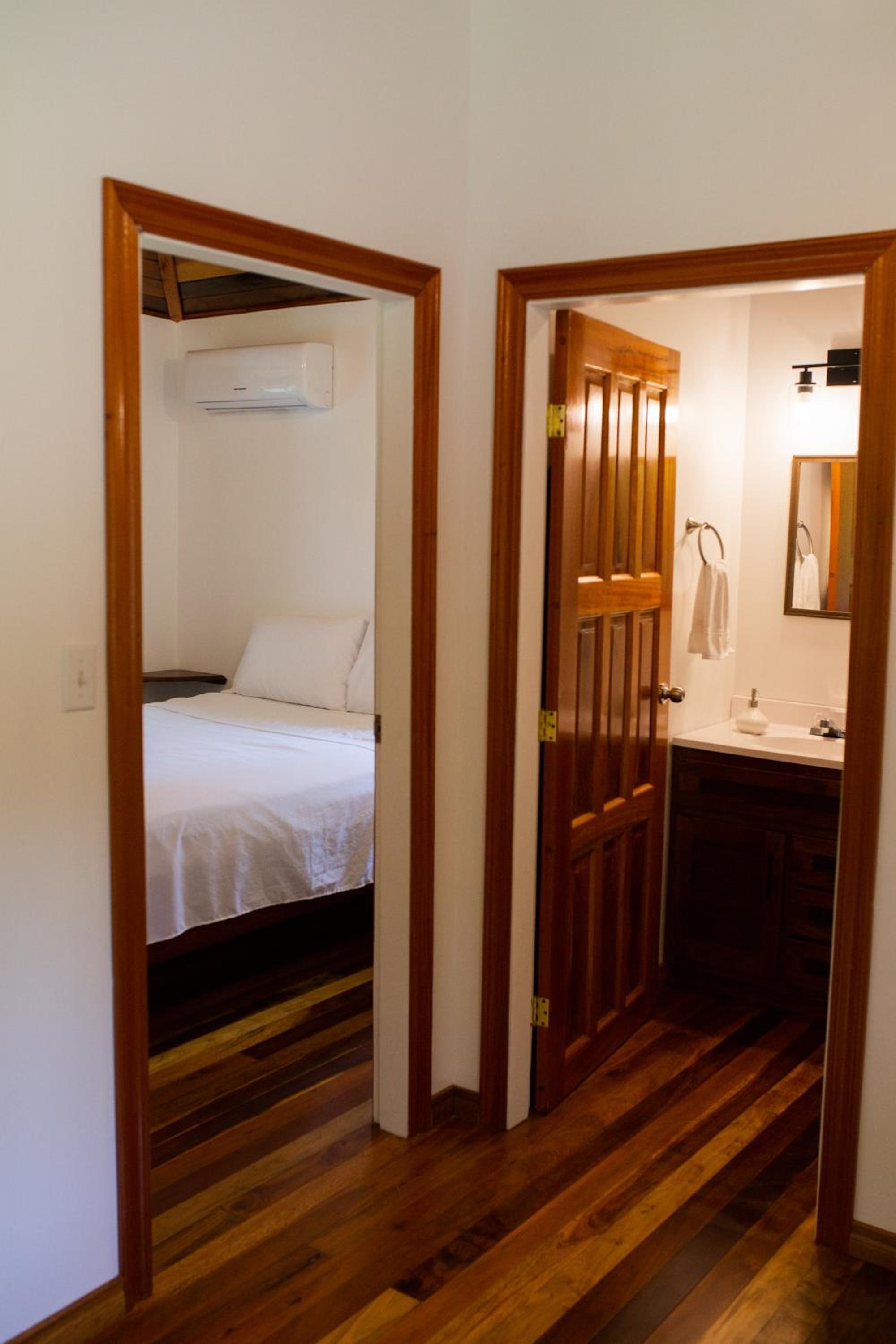 Crystal Creek Lodge