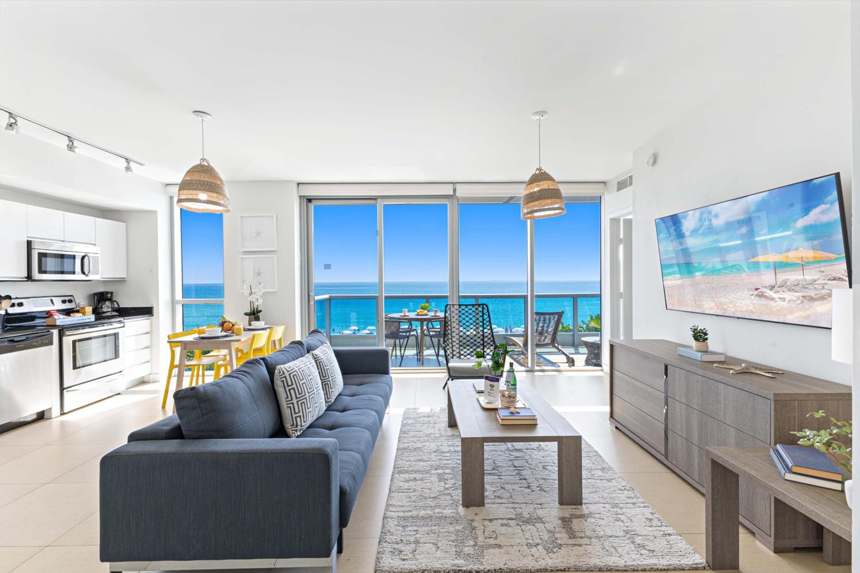 Dharma Home Suites Miami Beach at Monte Carlo