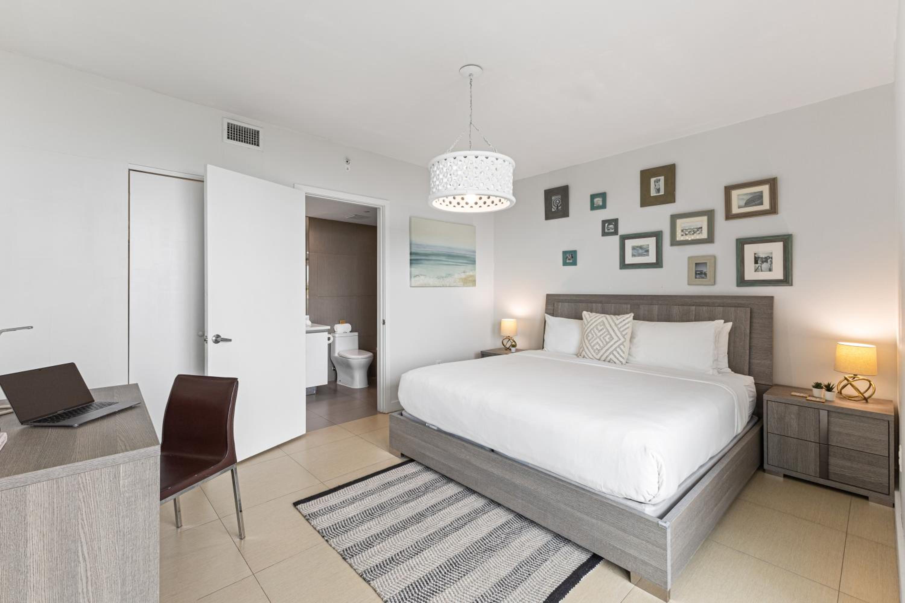 Dharma Home Suites Miami Beach at Monte Carlo