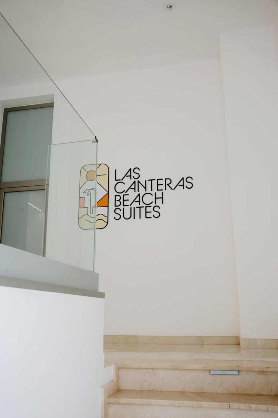 Las Canteras Beach Suites