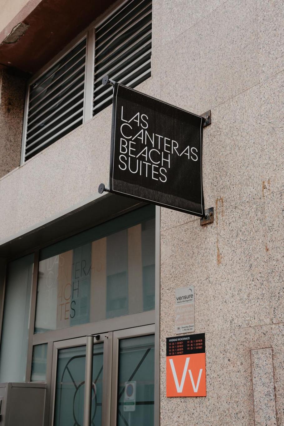 Las Canteras Beach Suites
