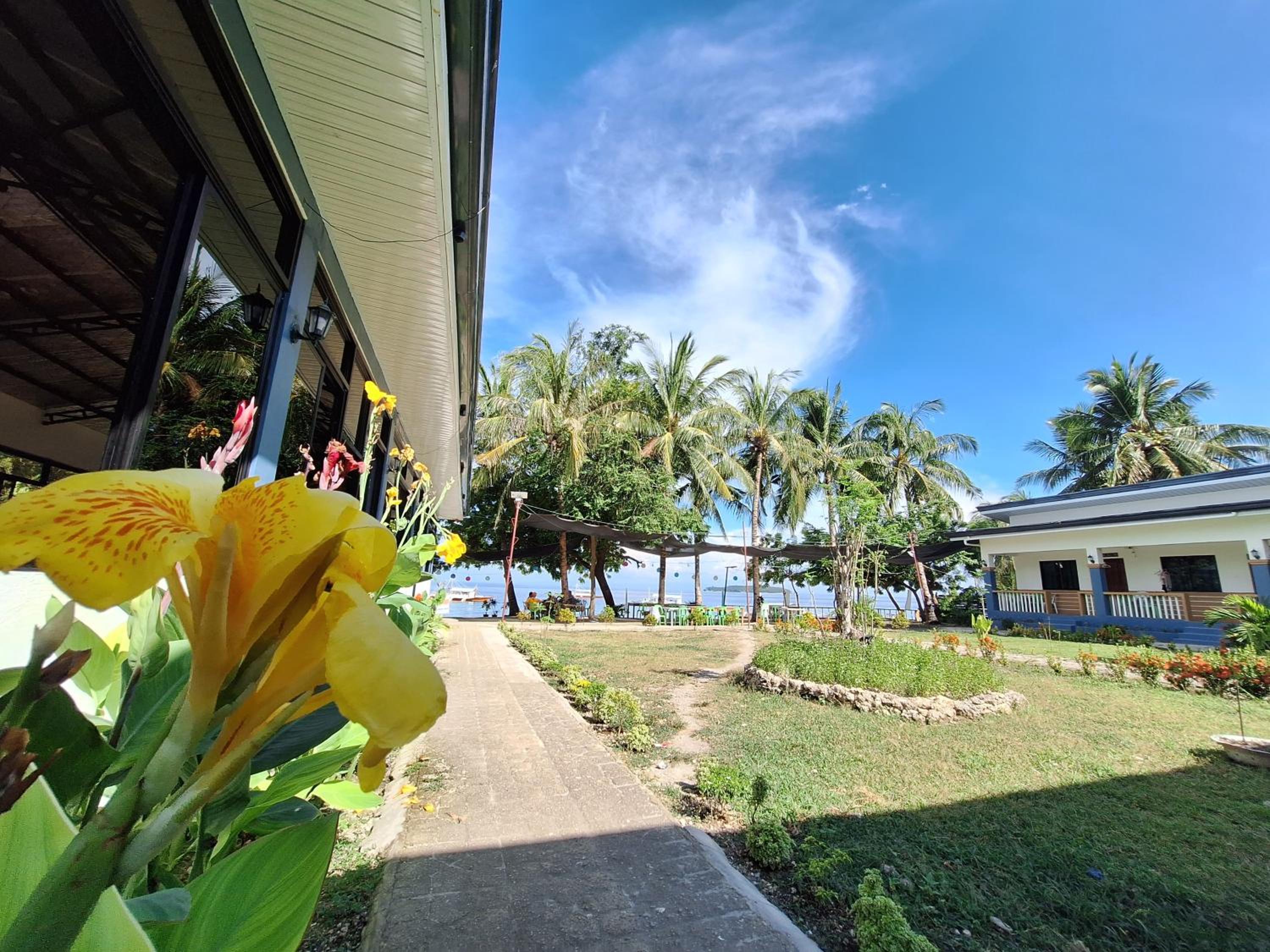Island Front - Bangcogon Resort and Restaurant