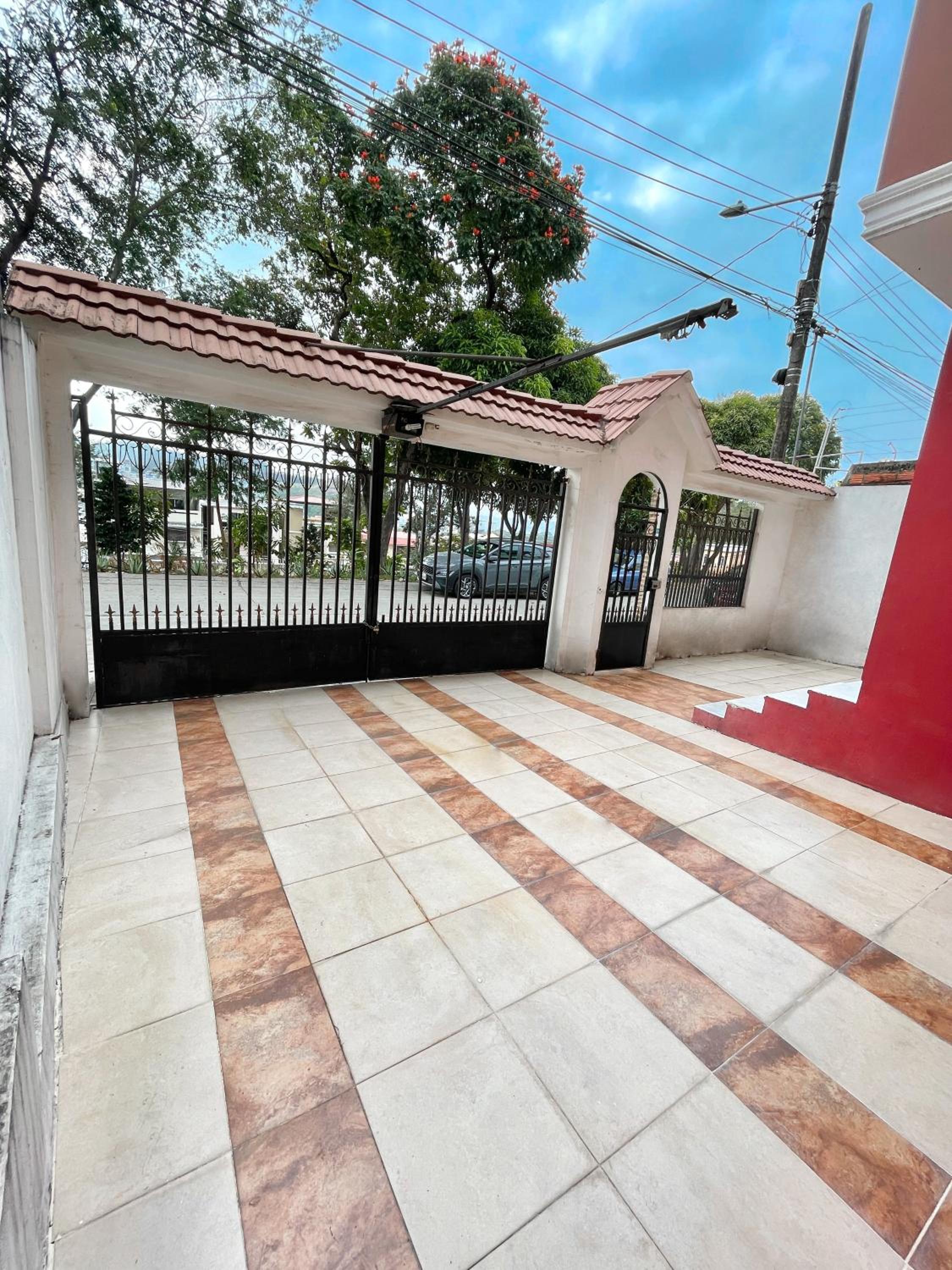 Habitaciones Privadas, Guayaquil