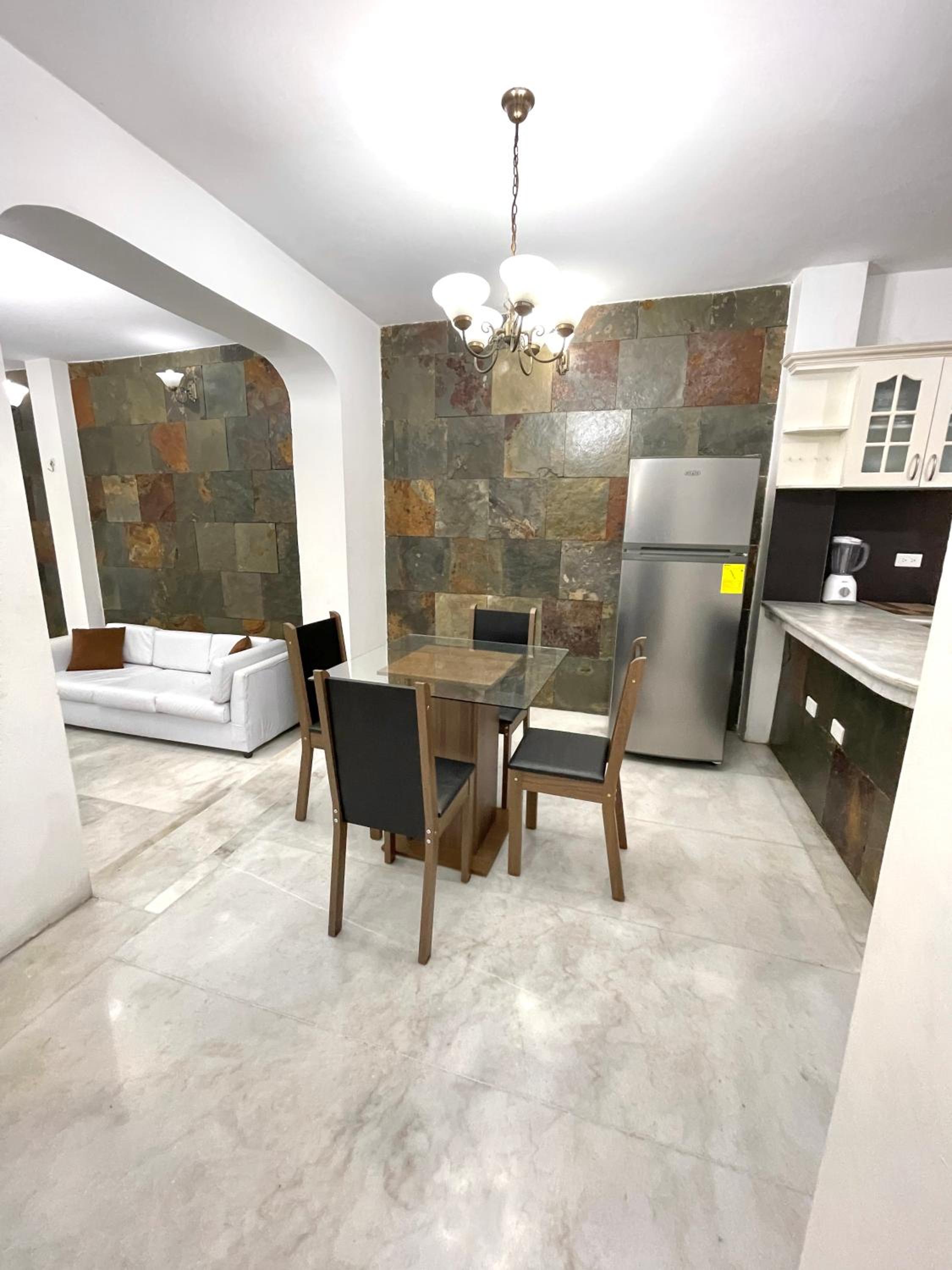 Habitaciones Privadas, Guayaquil
