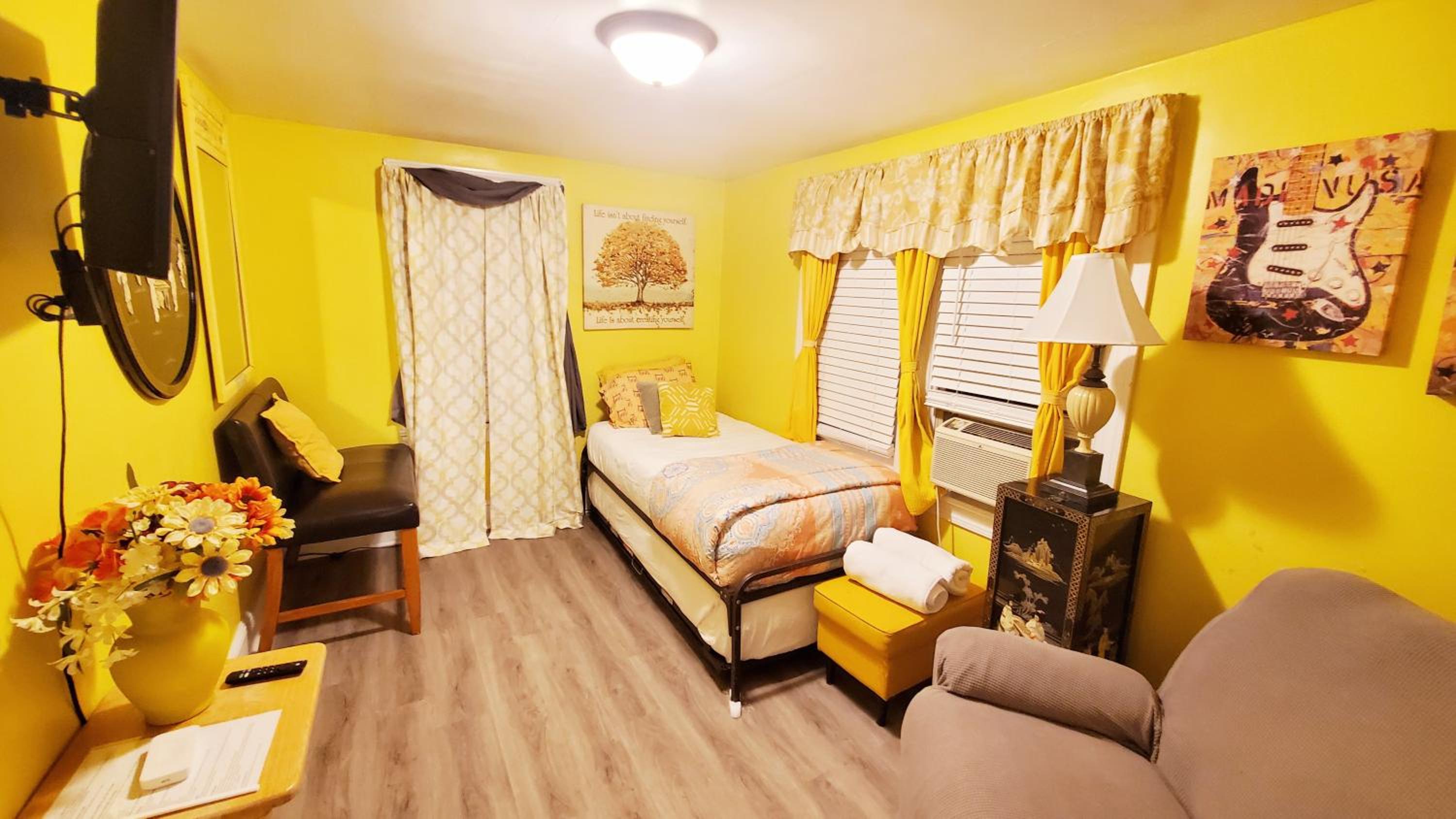 hotel room