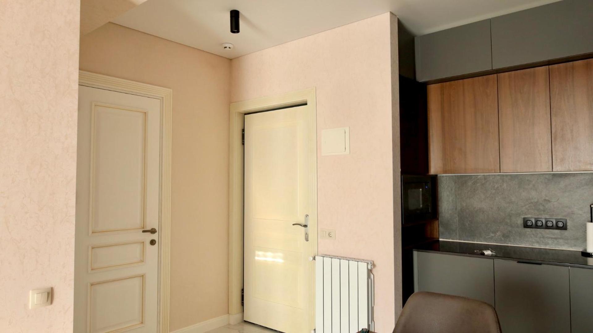 BLOX Premium Apartment view 5