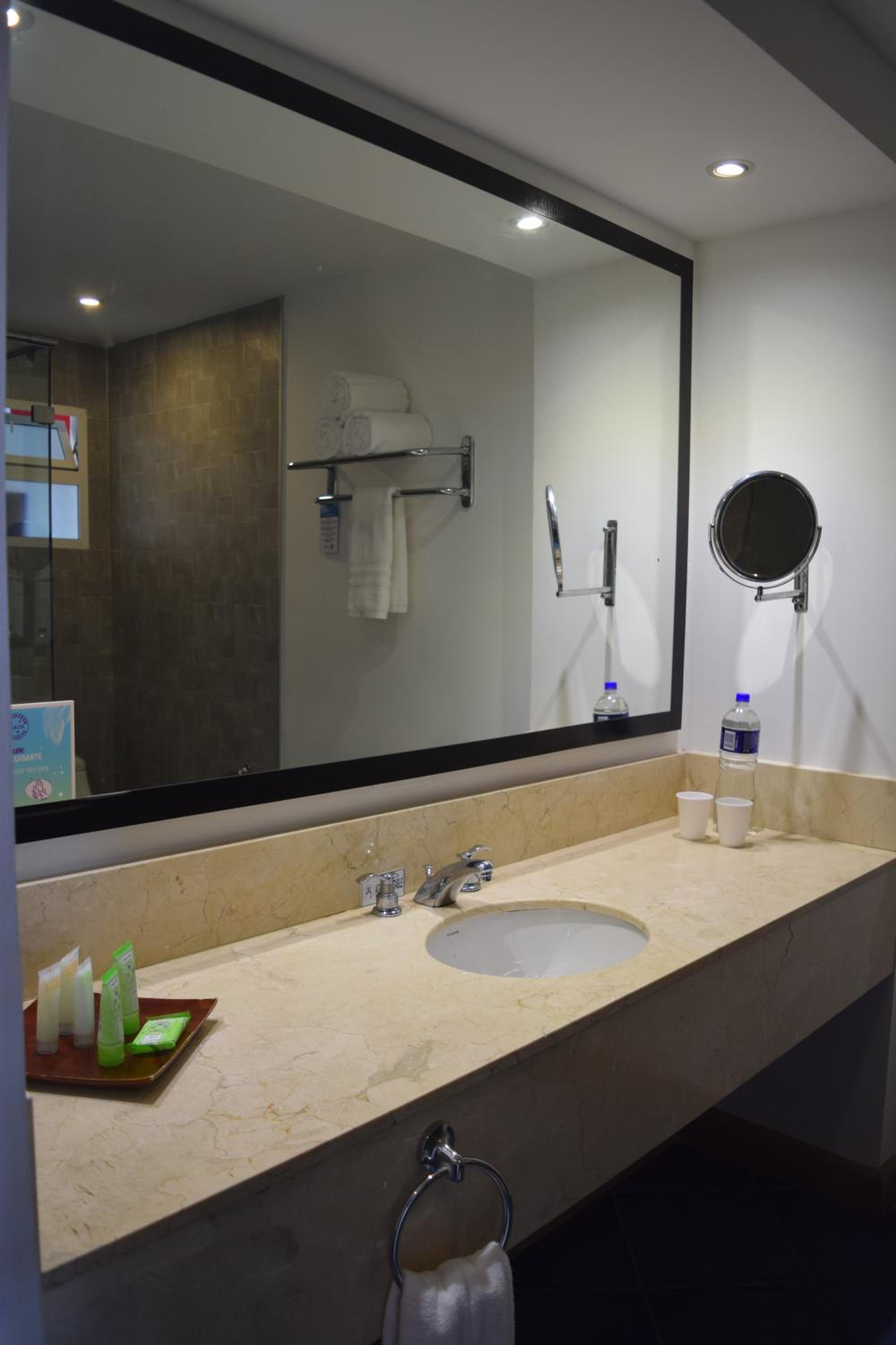 San Andres Vacations - Decameron Isleno - All Inclusive - Property Image 10