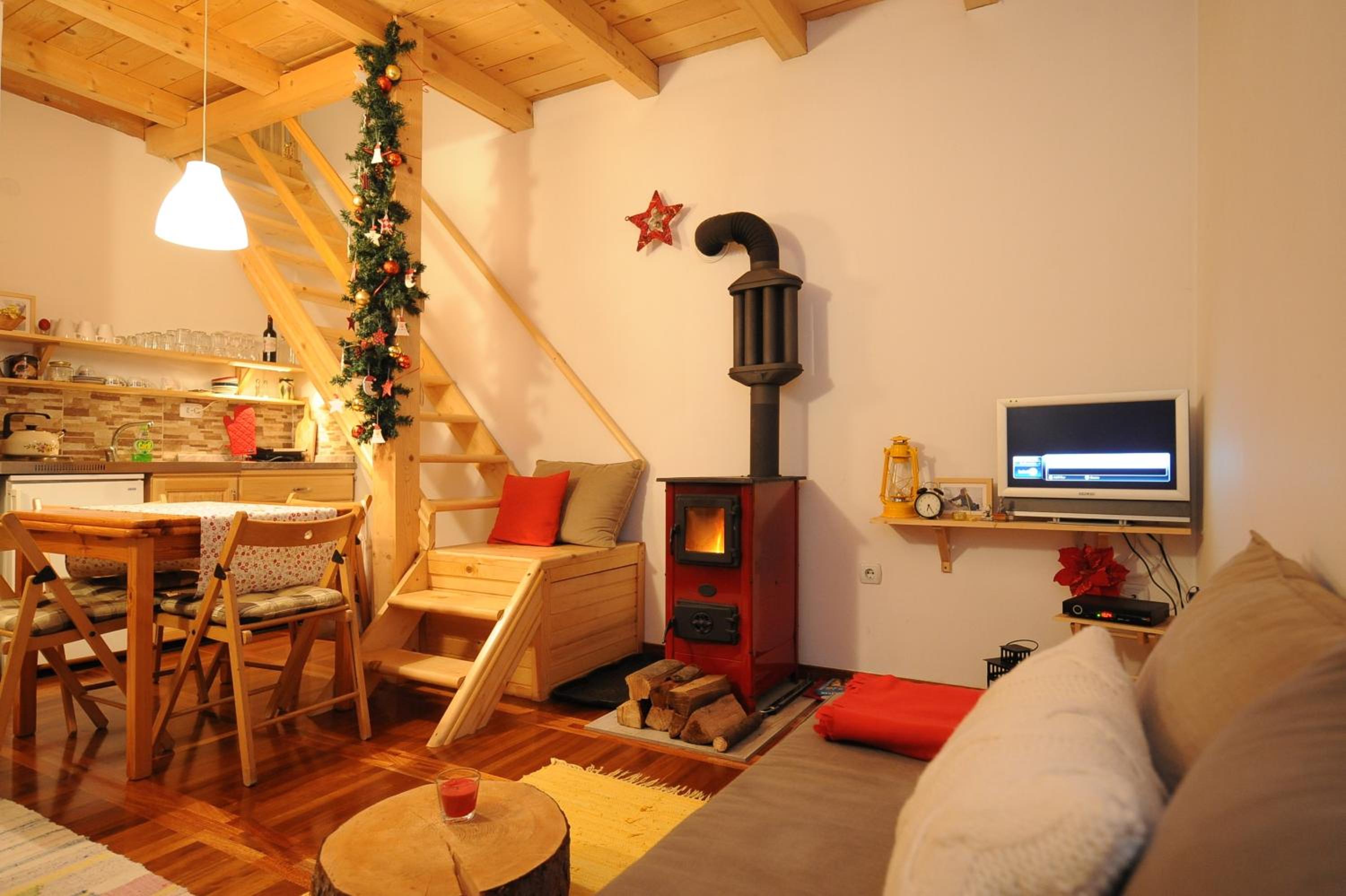 Chalet Pahulja view 3