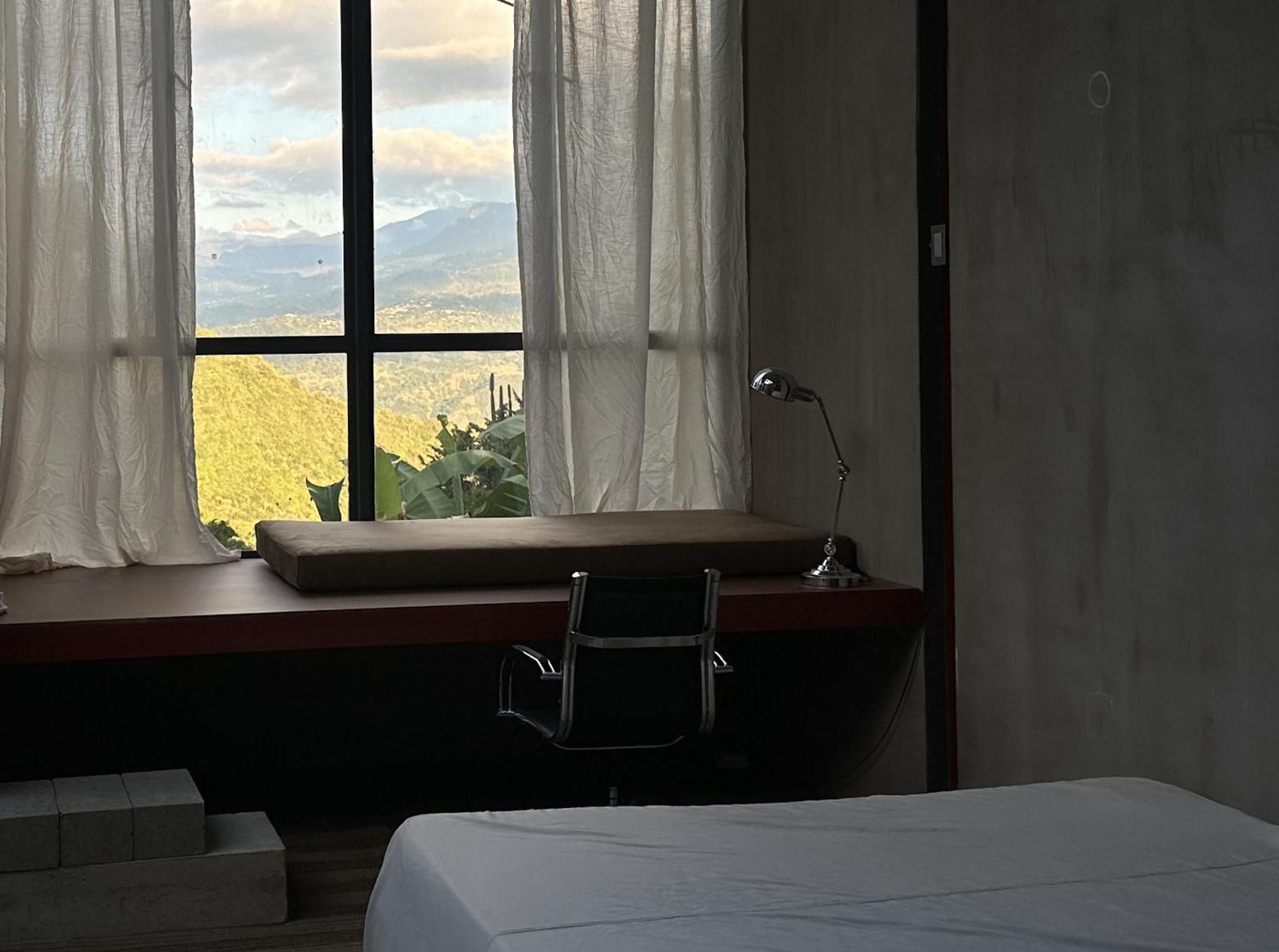 Red art house en reserva natural