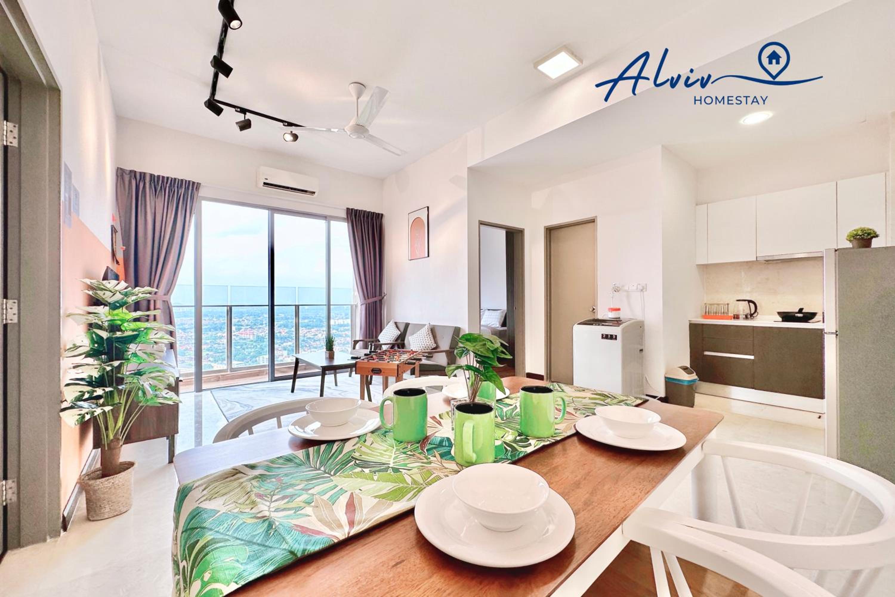 Silverscape - Luxury 3-4BR with Bathtub I Infinity Pool I JonkerSt - Managed by Alviv Homestay view 2
