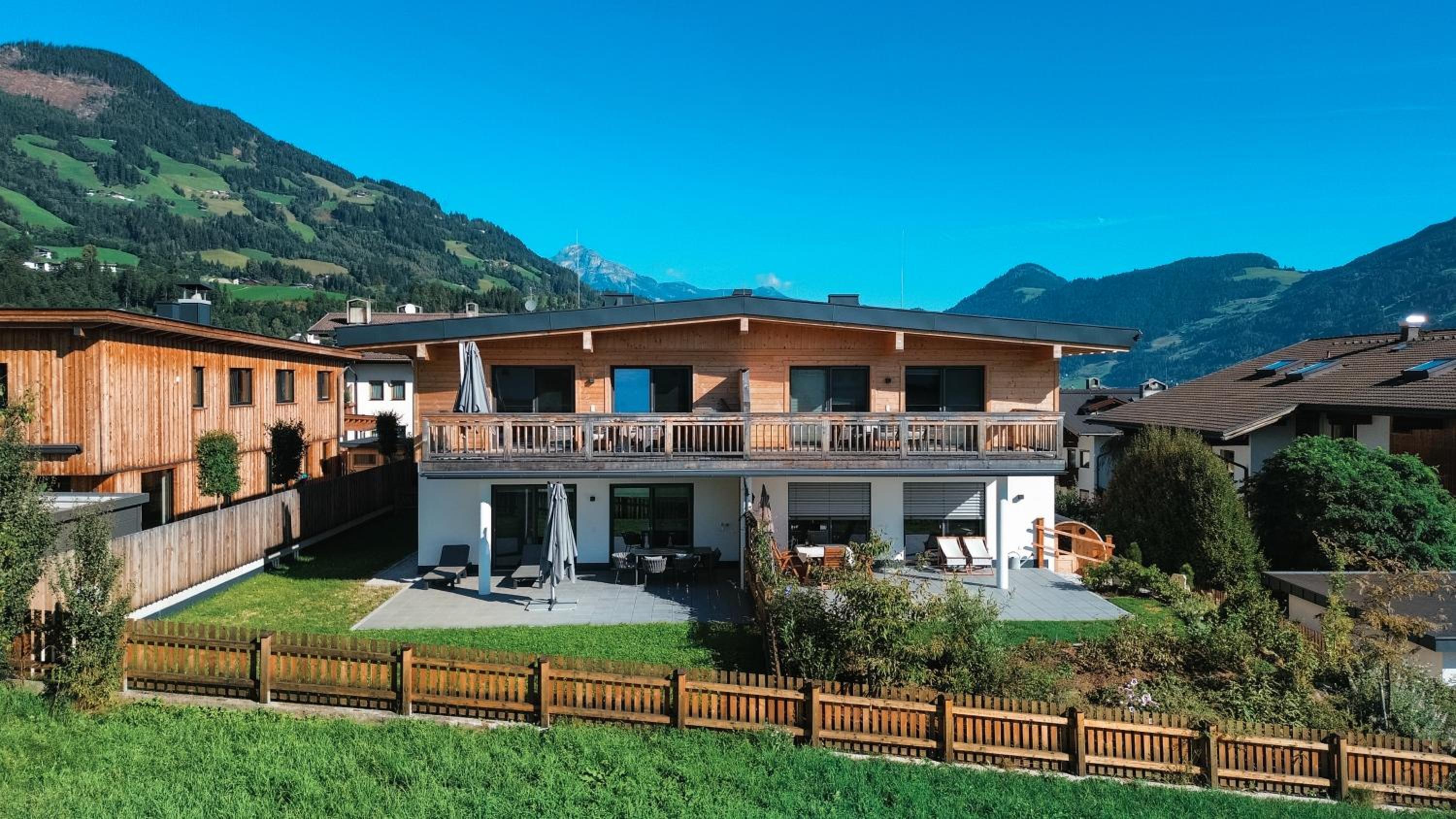 VERONIKAS Relax & Family Suite - by AlpenLuxus Collection
