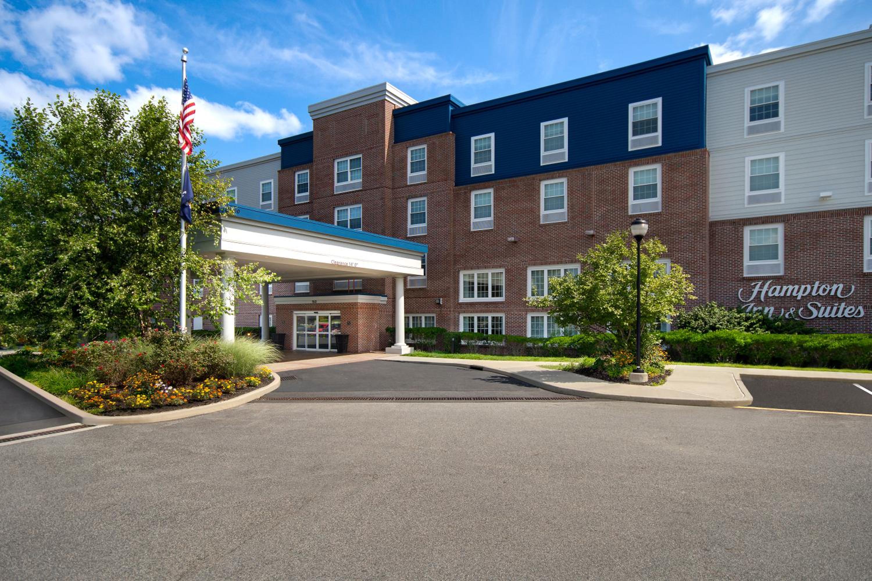 Hampton Inn Suites Yonkers - Property Image 13