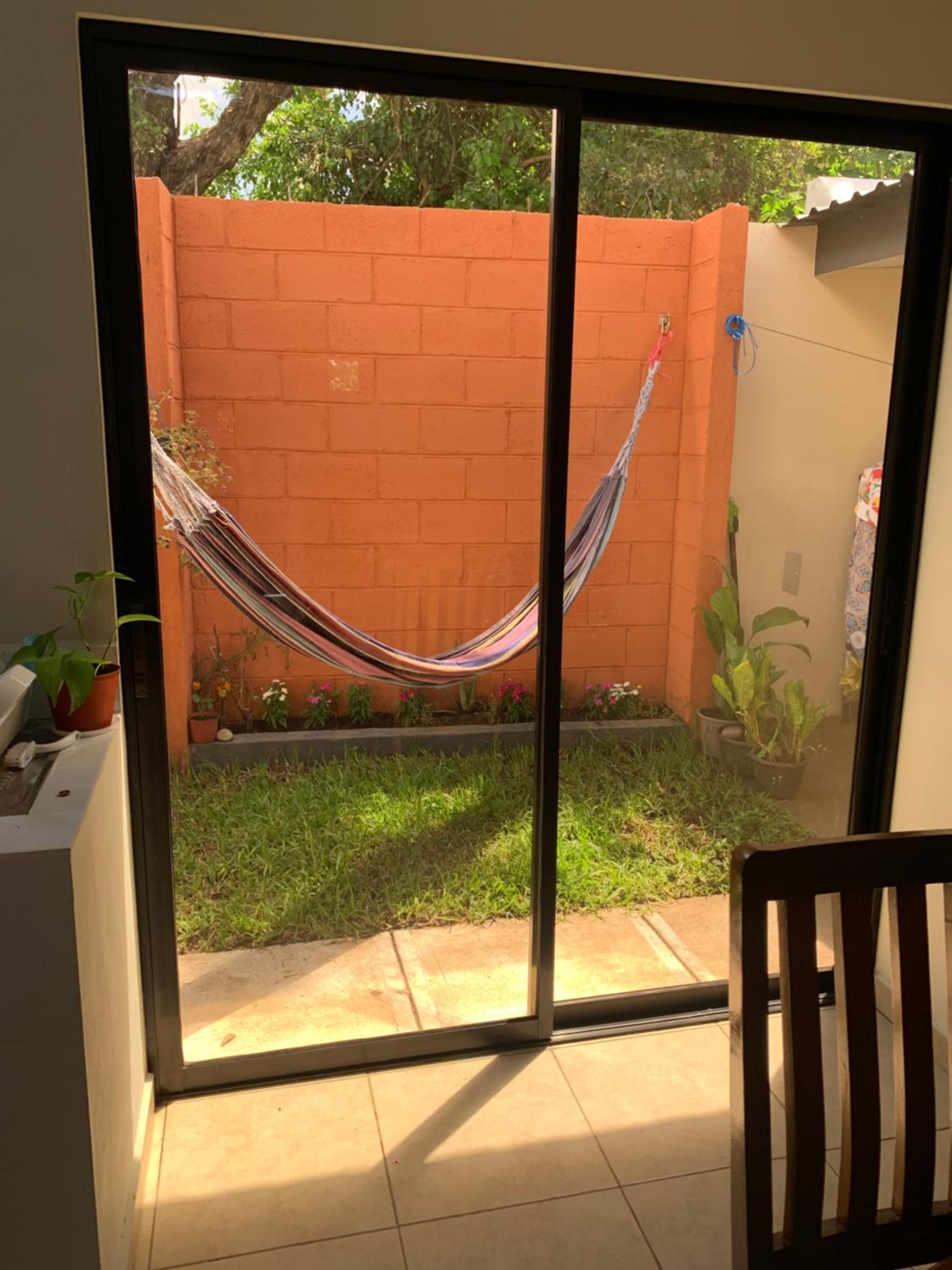 Casa privada, ubicada cerca del centro histórico de Santa Ana view 4