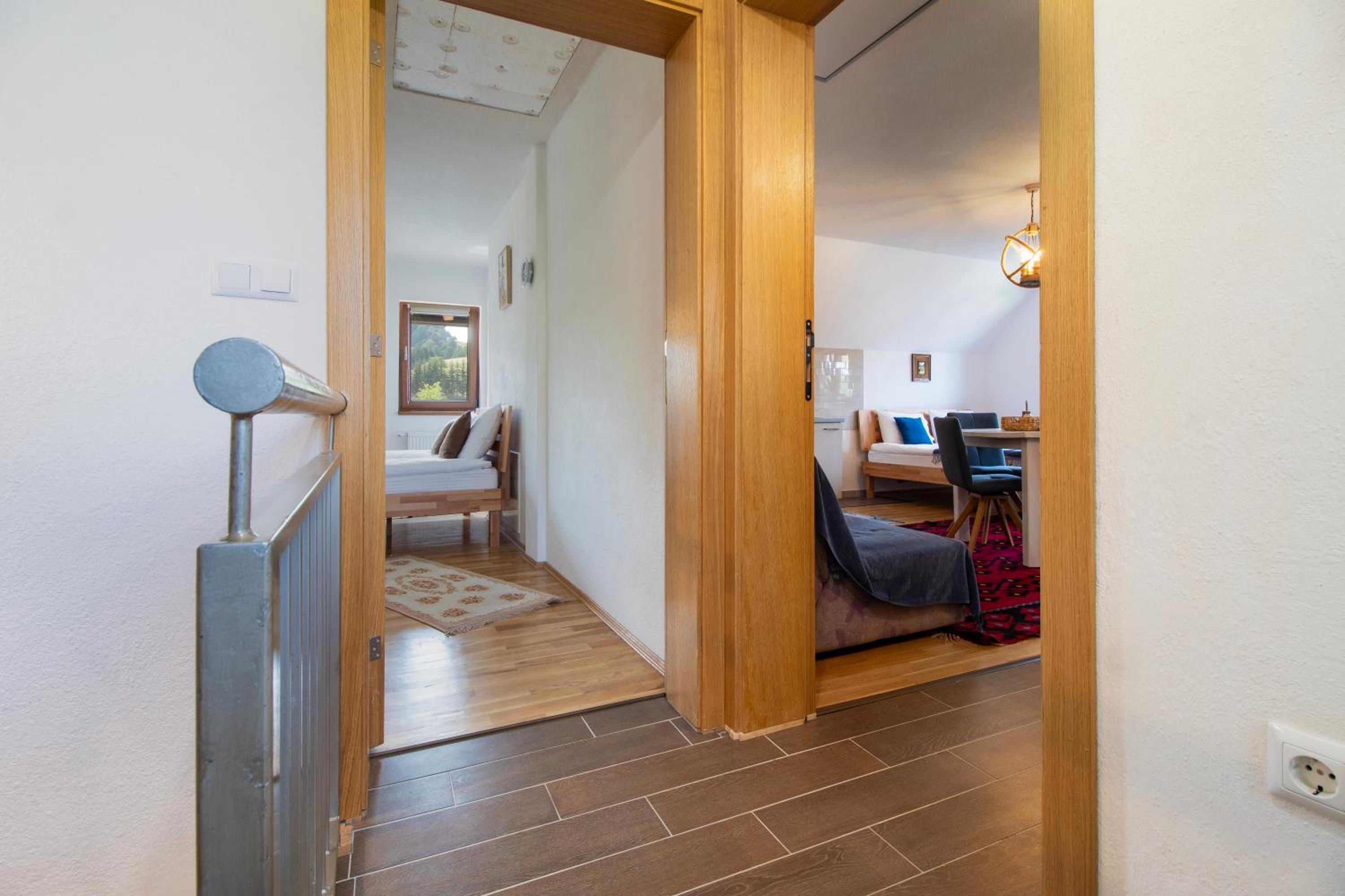 Apartmani Jelenača