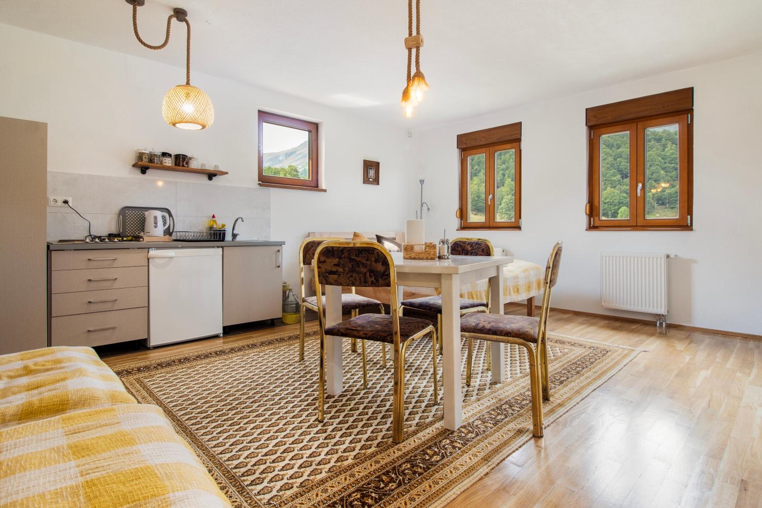 Apartmani Jelenača prizemlje