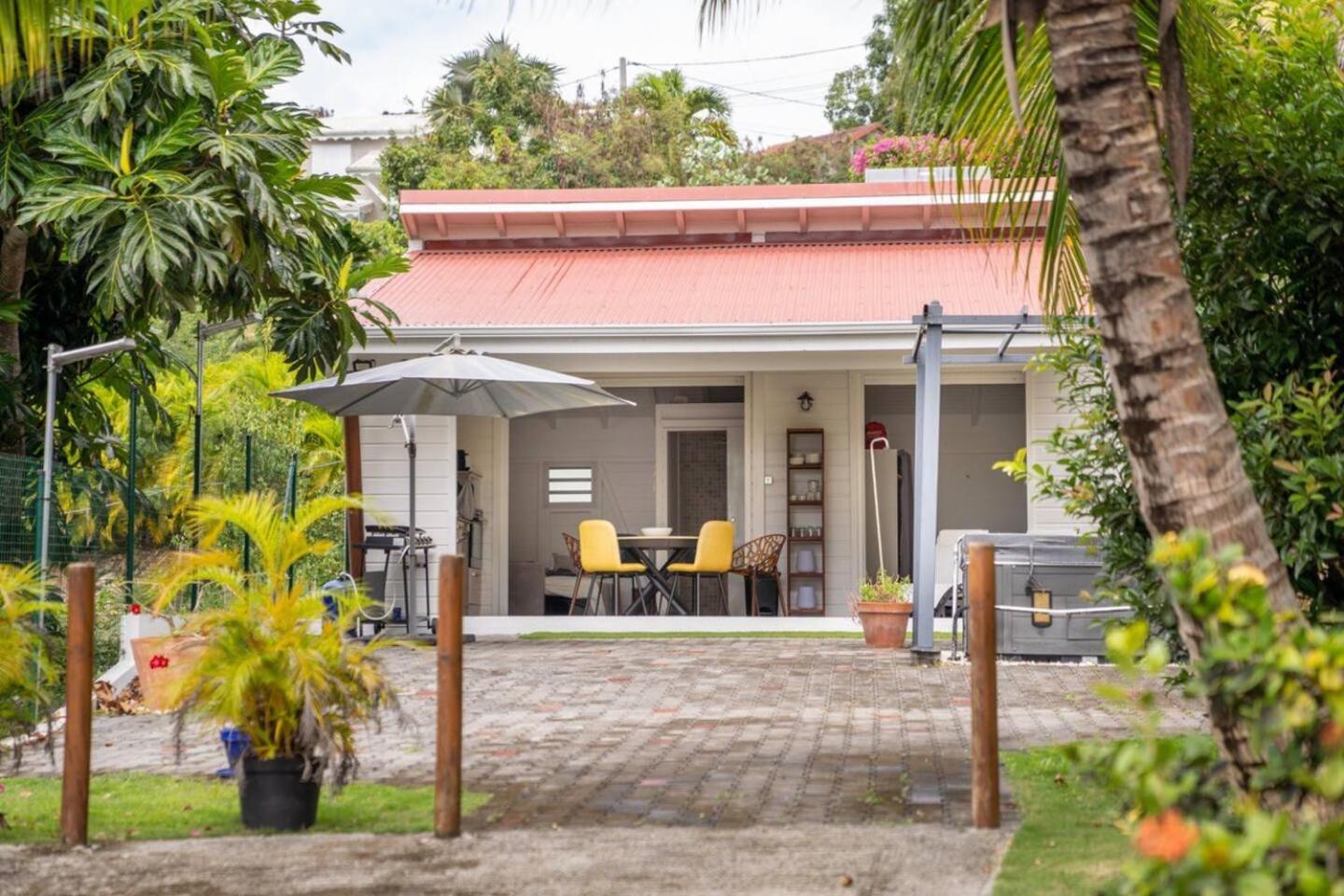 Bungalow Corossol avec piscine