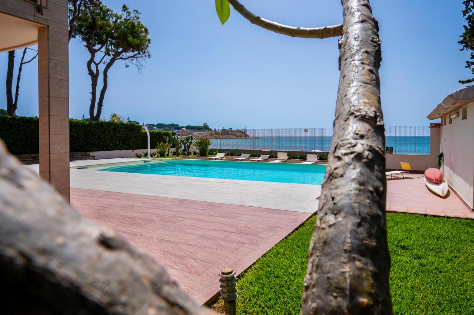 Villa Calliope Pool sea View