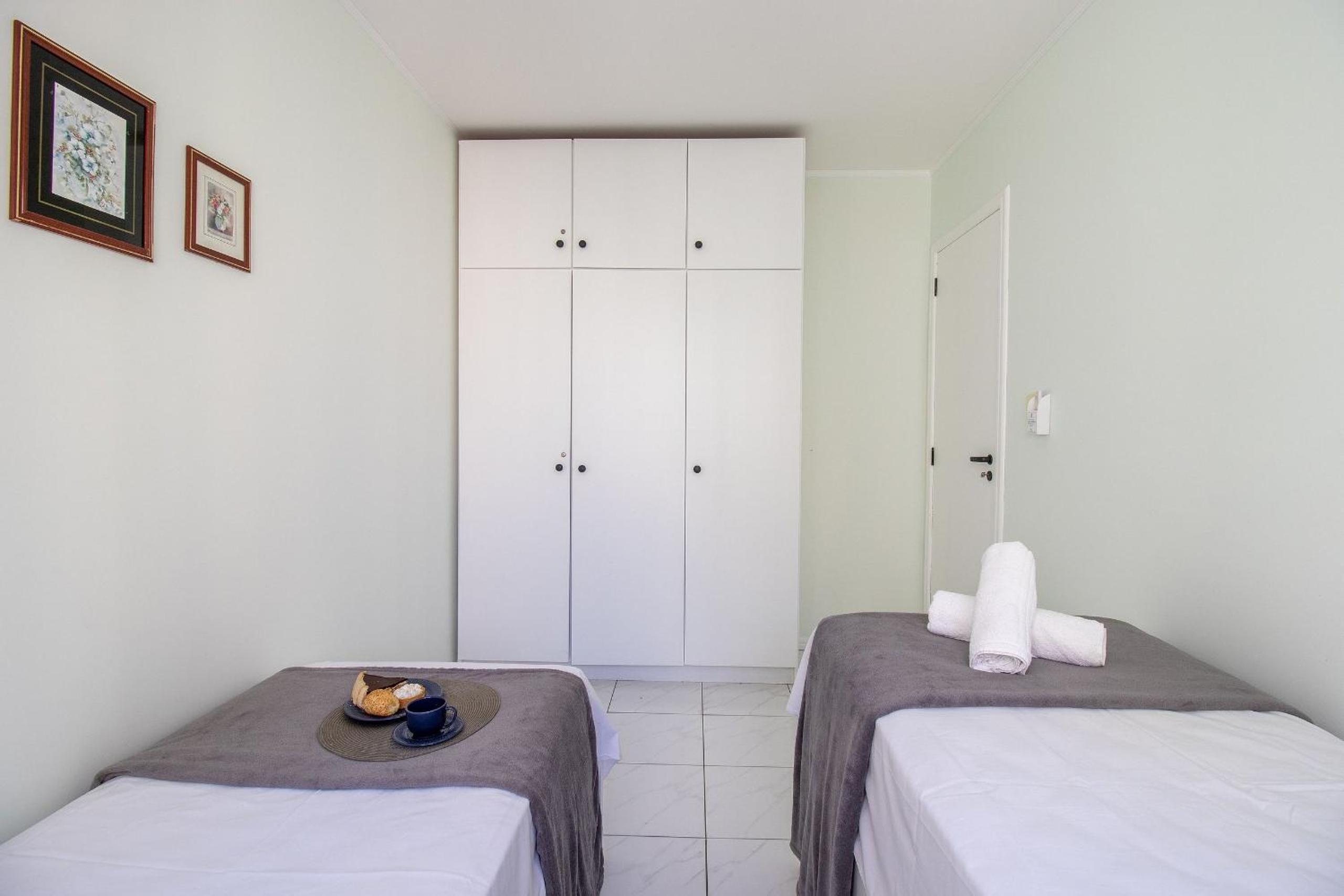 MRF74 - Churrasqueira, Quadra Mar, Garagem, 2 Dorm