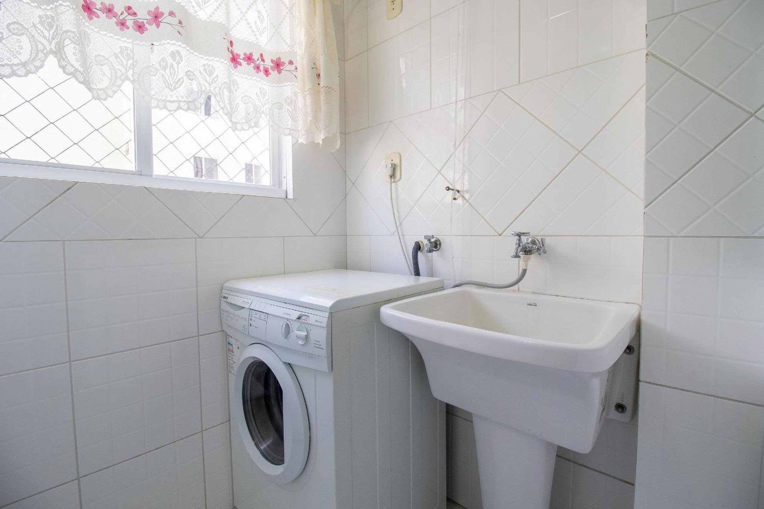 MRF74 - Churrasqueira, Quadra Mar, Garagem, 2 Dorm