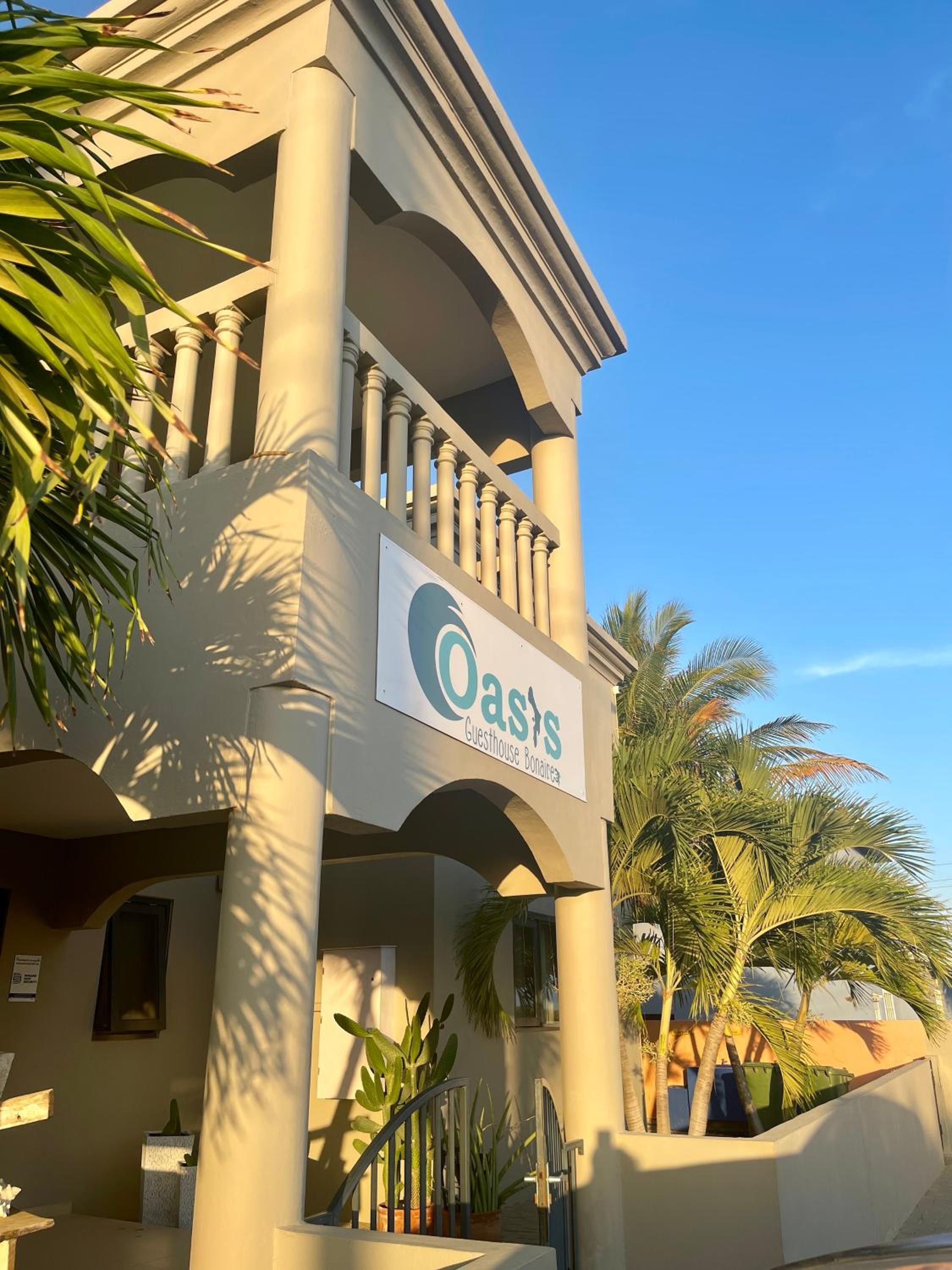 Oasis guesthouse, Boutique Style Hotel