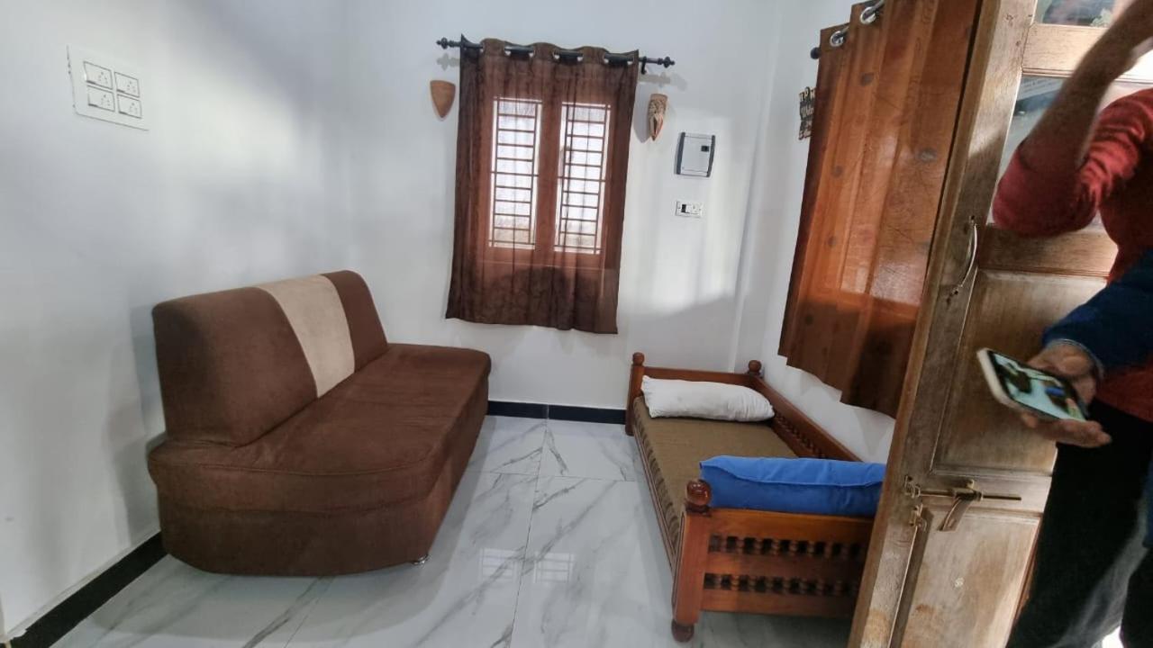 Sandiago Villa 2 Bhk House - Only Bachelors Adults view 5