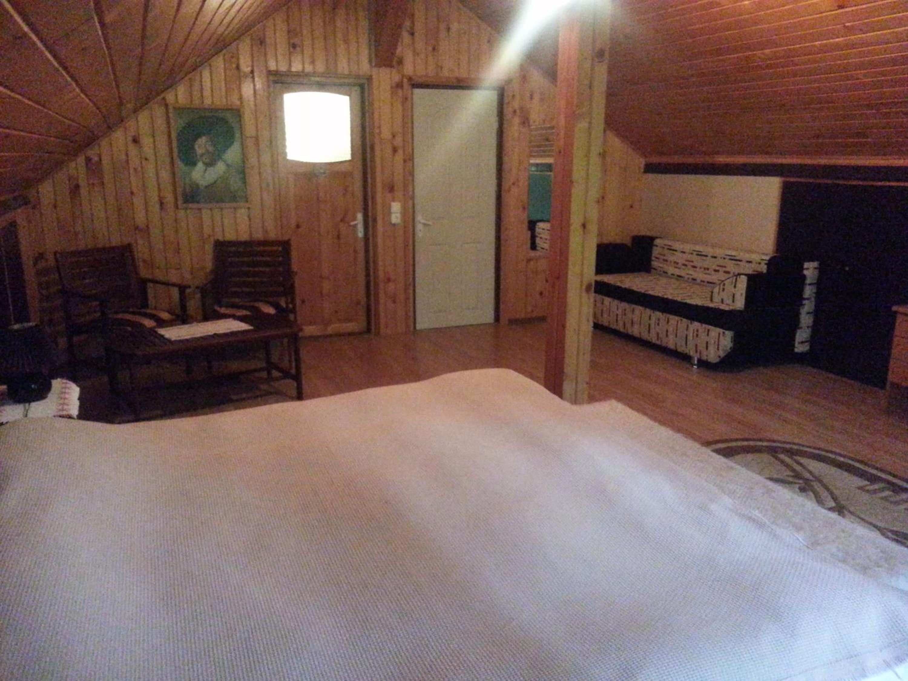 Photo 51