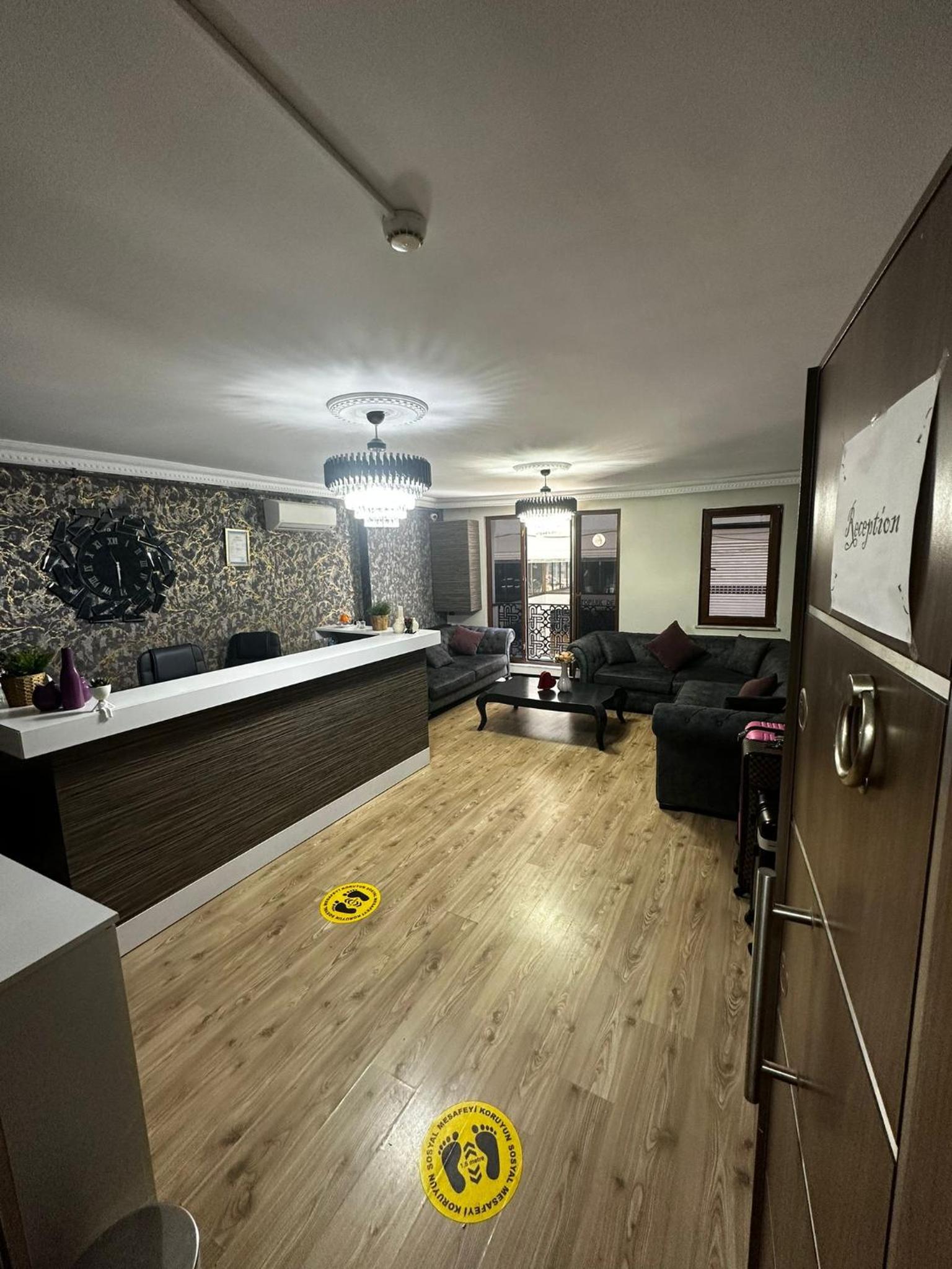 Overland Residence