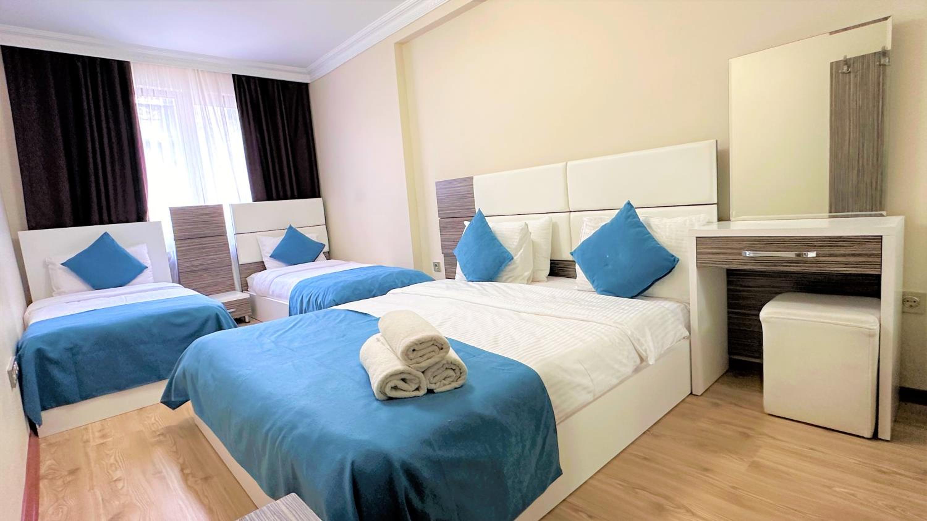 Overland Residence
