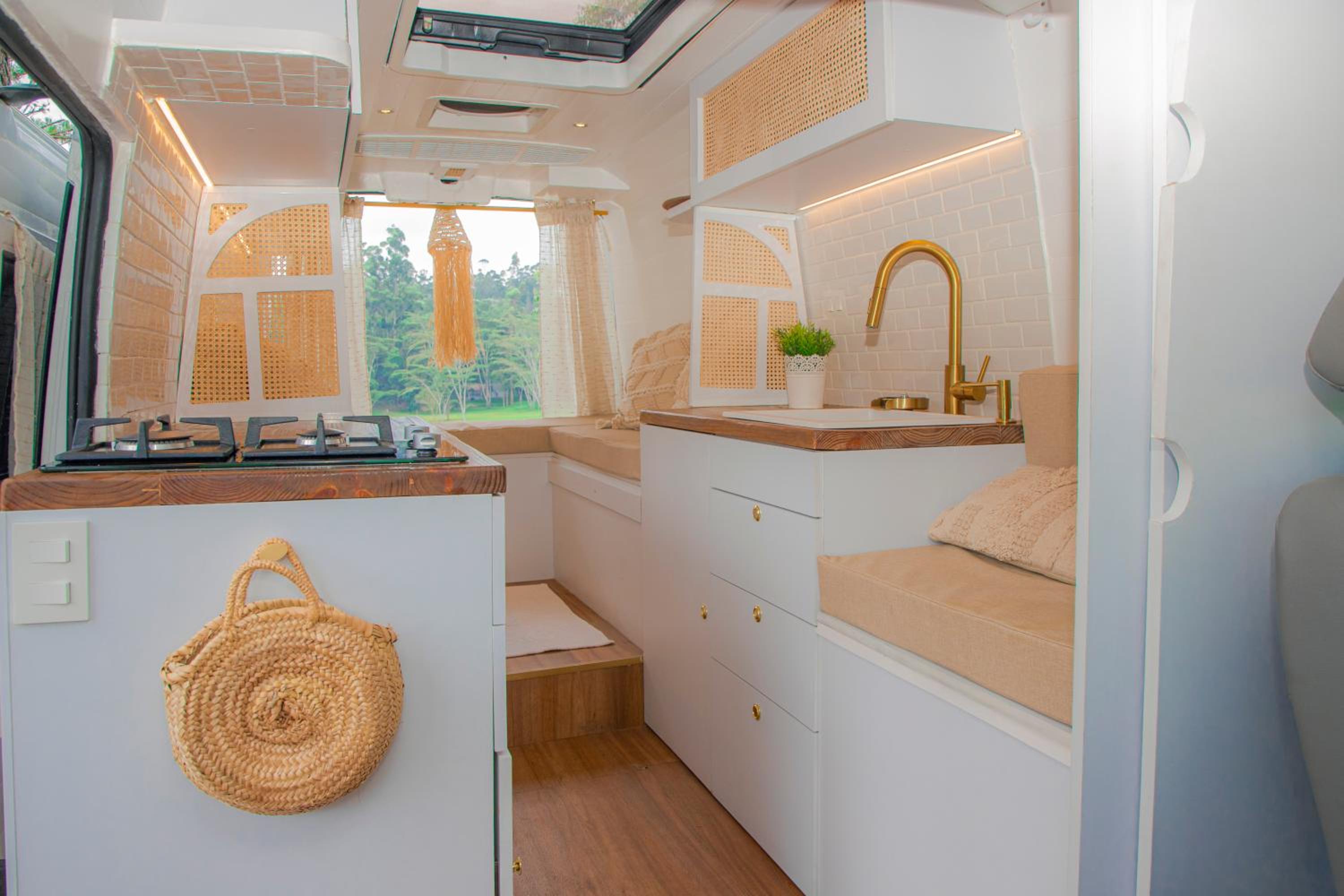 Campervan Bogota Rolling Suite