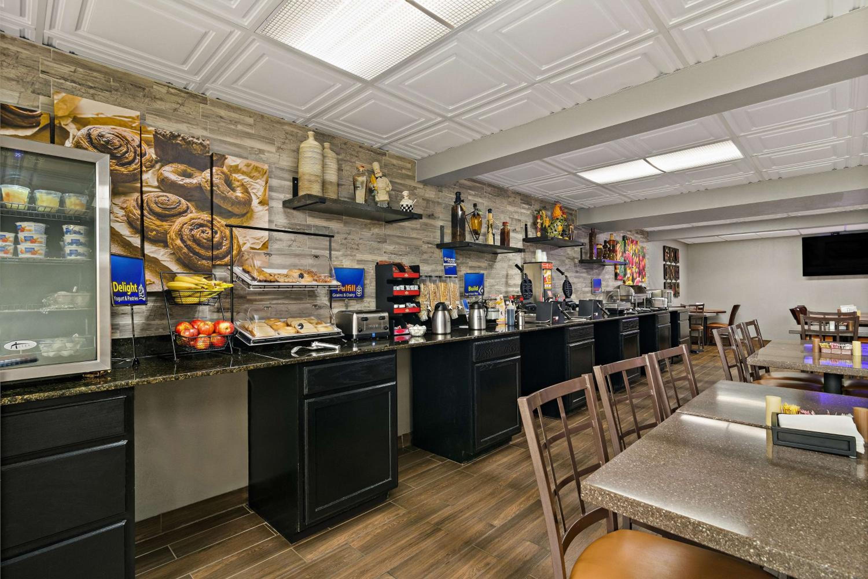 Best Western Windsor Suites