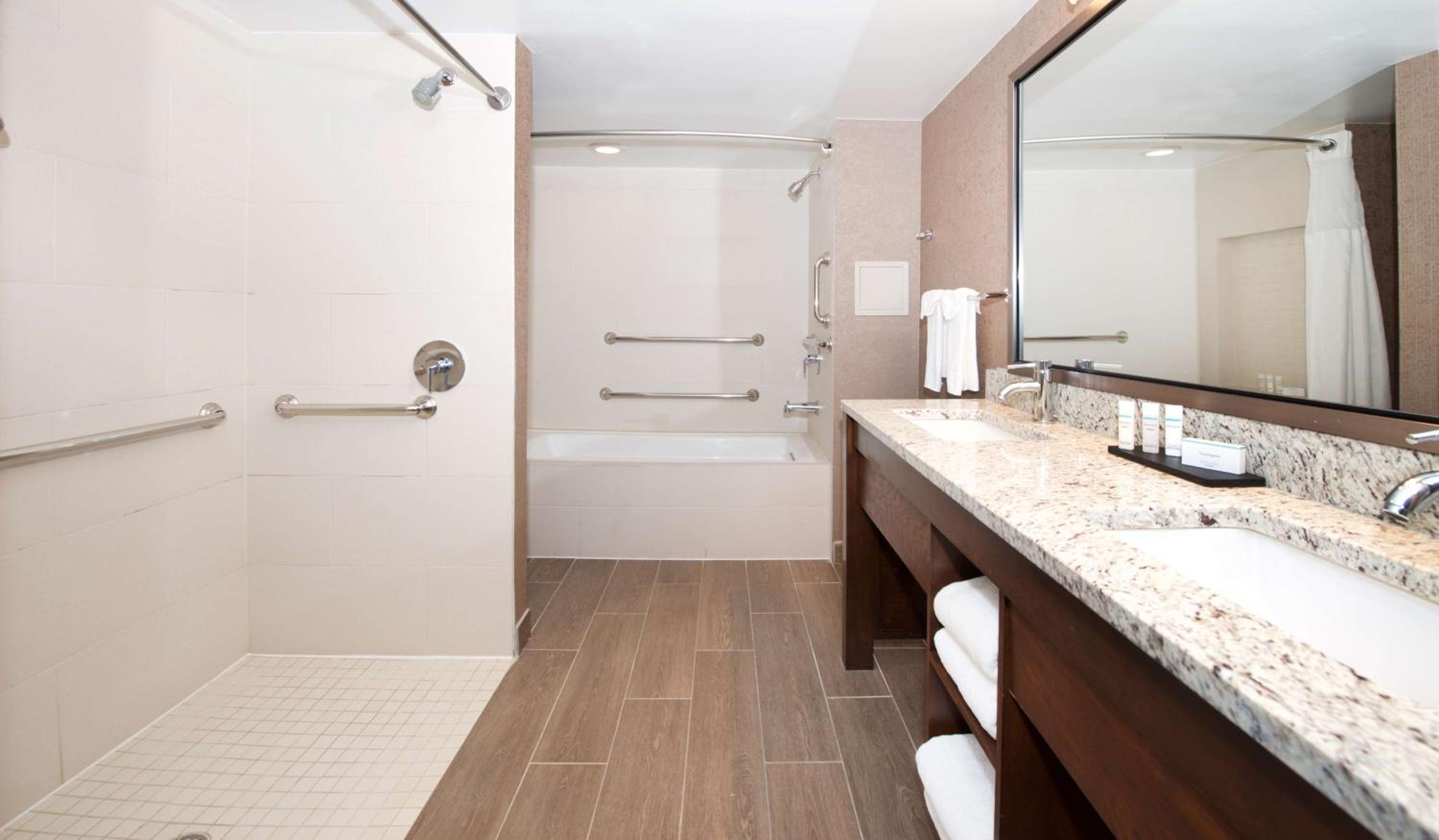 Embassy Suites by Hilton Cincinnati Northeast - Blue Ash - Property Image 33