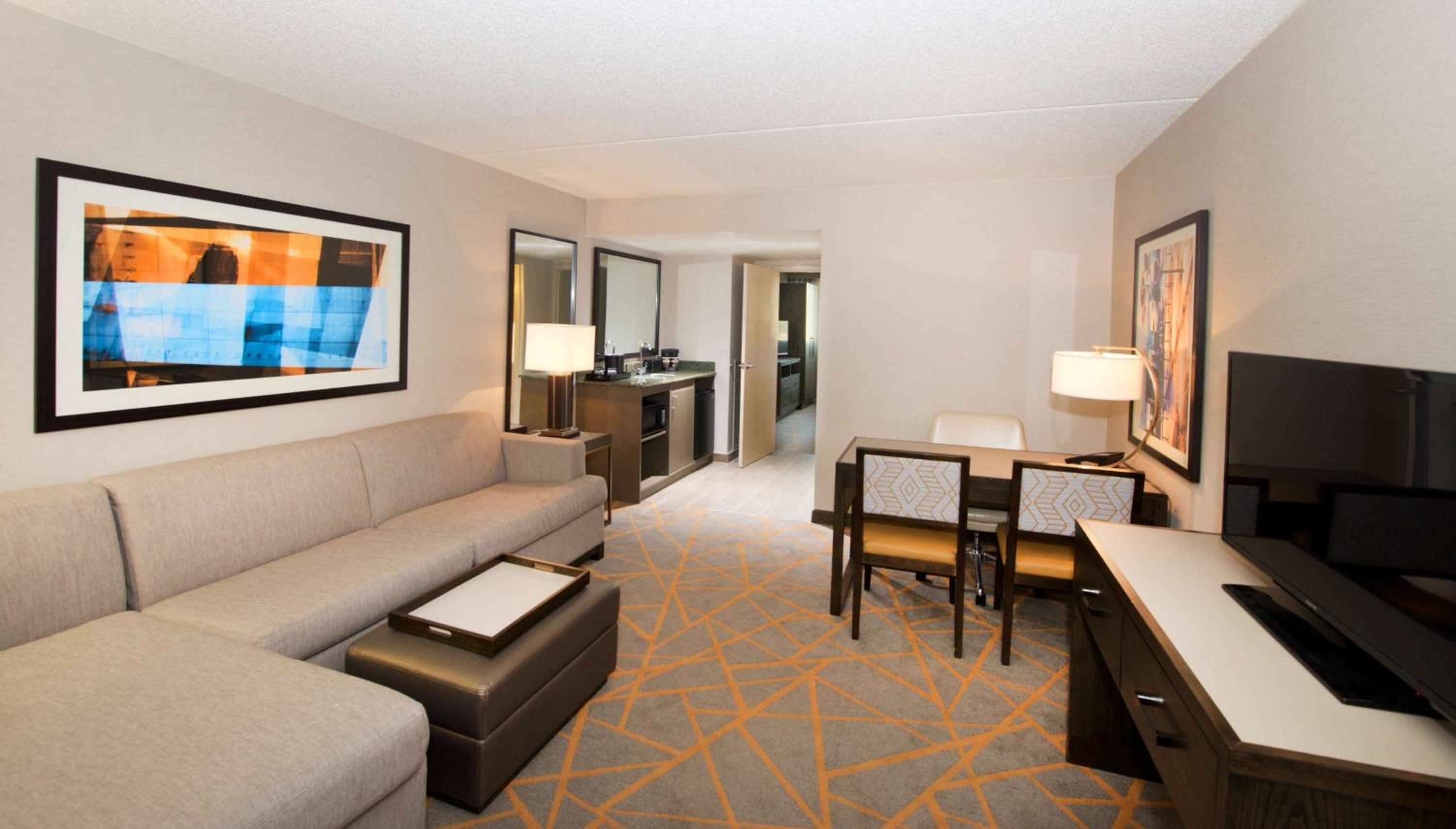 Embassy Suites by Hilton Cincinnati Northeast - Blue Ash - Property Image 34