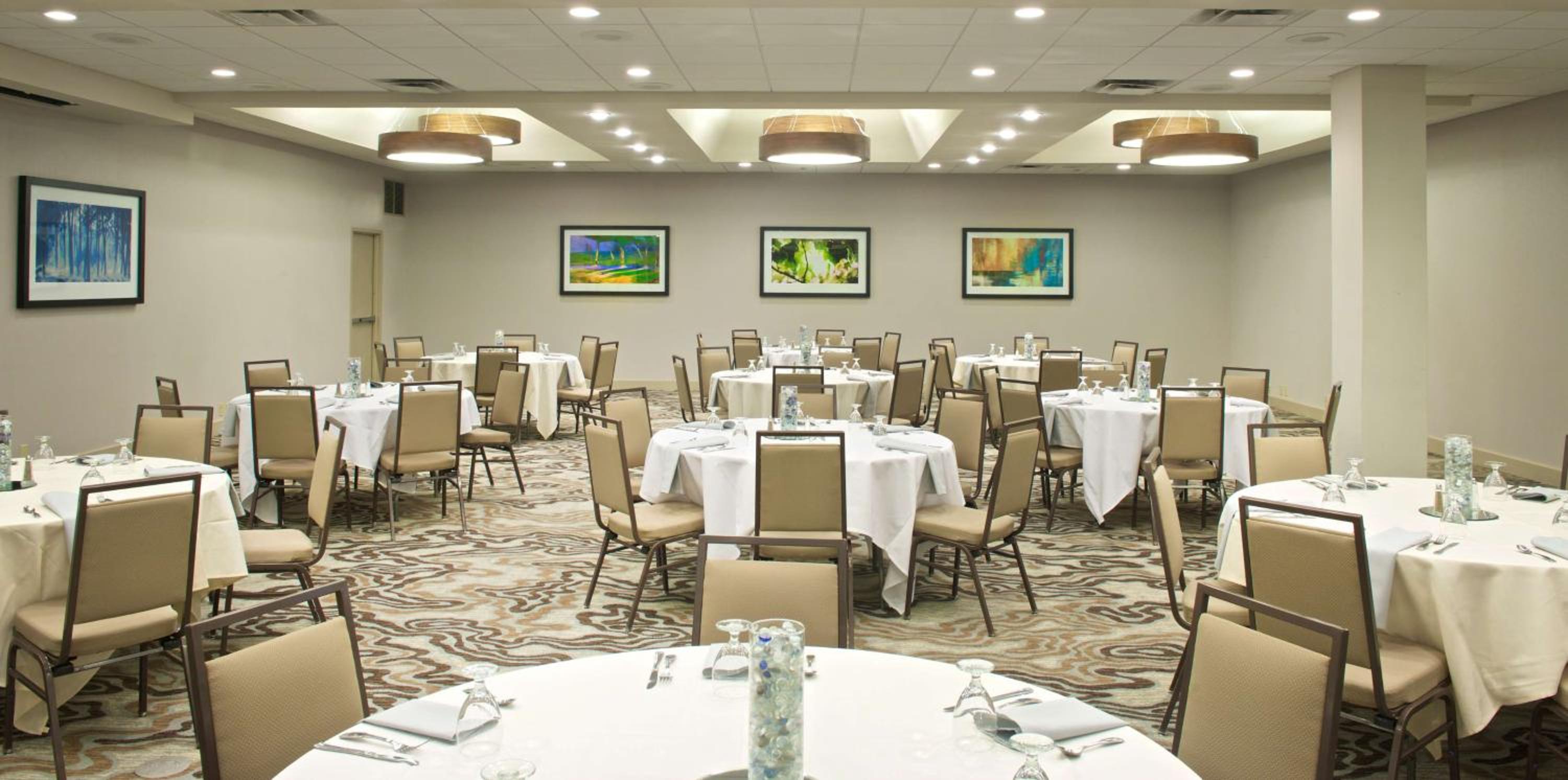 Embassy Suites by Hilton Cincinnati Northeast - Blue Ash - Property Image 18