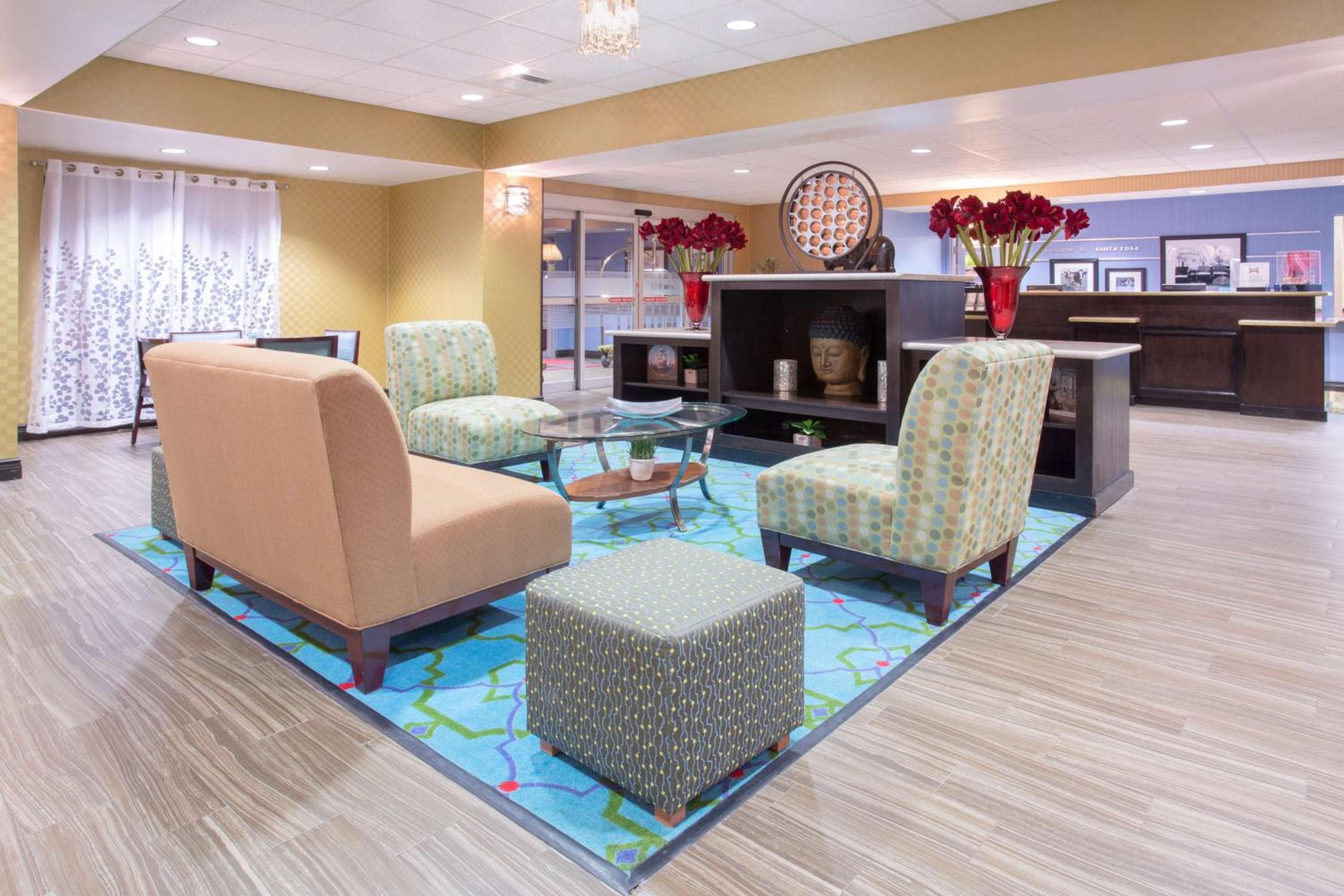 Santa Rosa Vacations - Hampton Inn Santa Rosa - Property Image 5