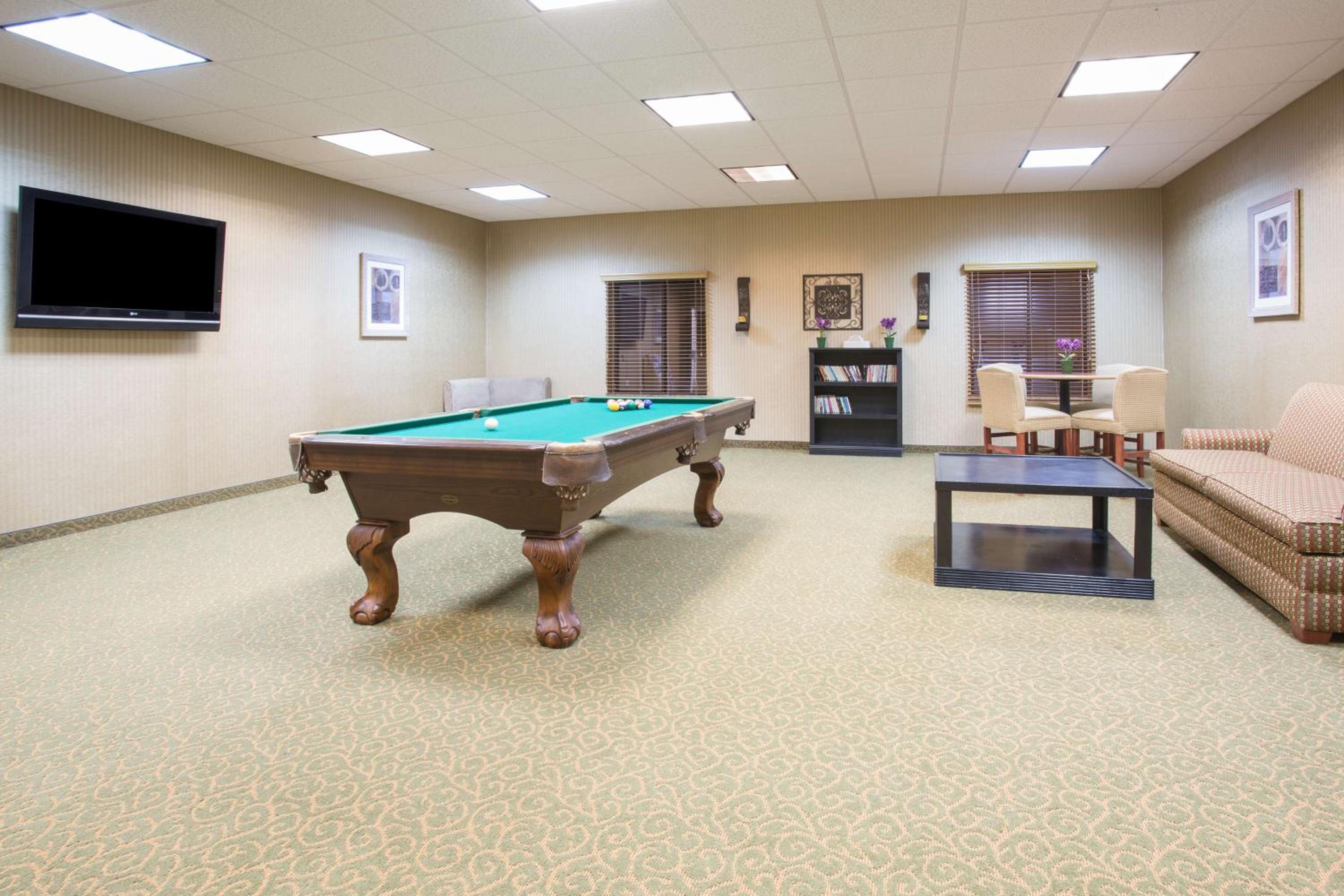 Destin Vacations - Hampton Inn Santa Rosa - Property Image 4