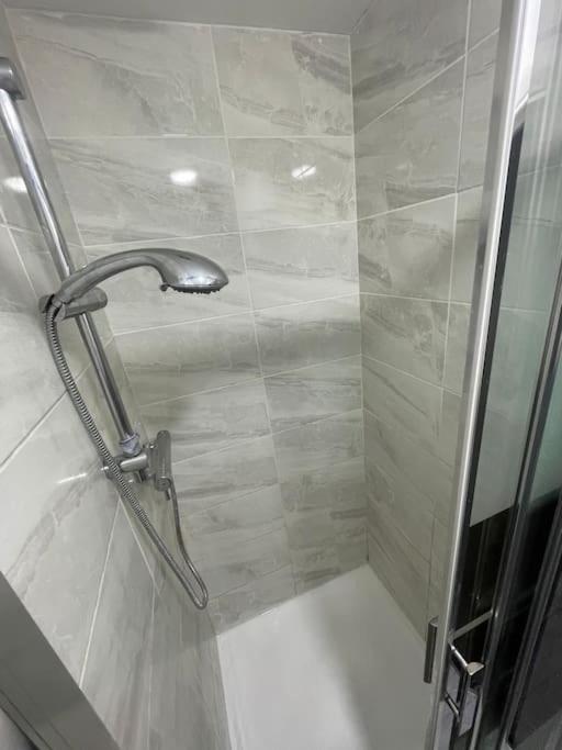 Luxury new studio flat view 5