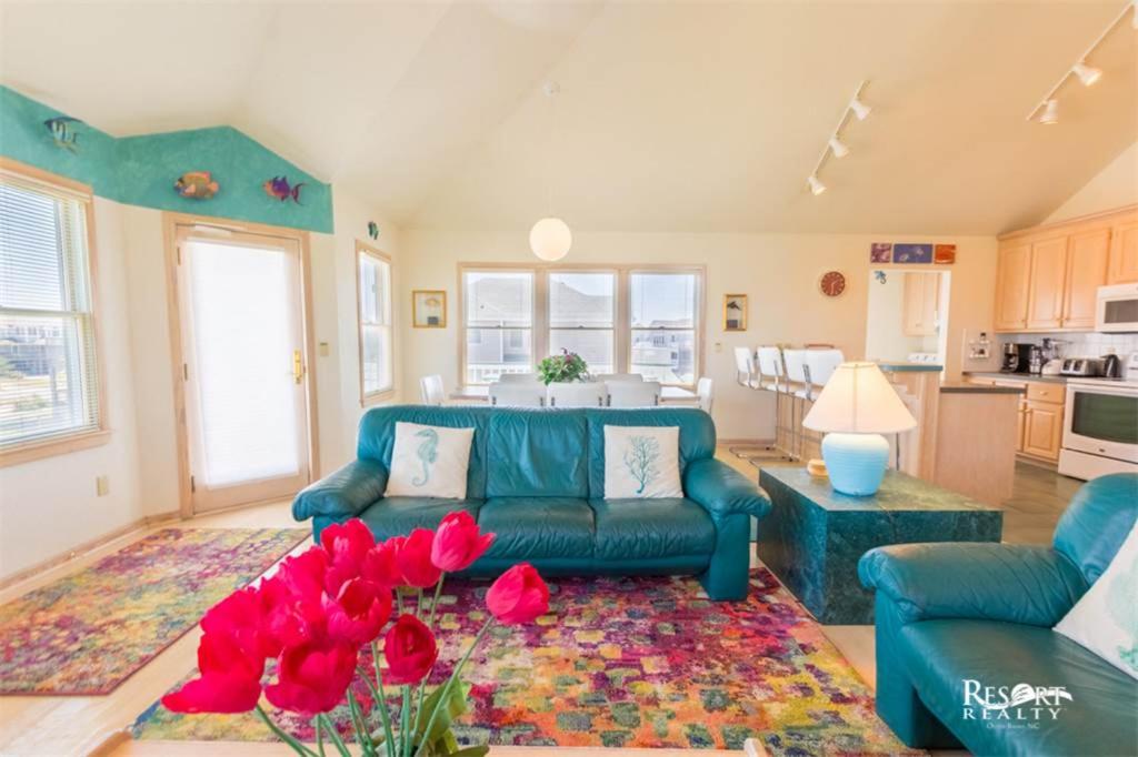 1070 - Casa Paradiso by Resort Realty view 3