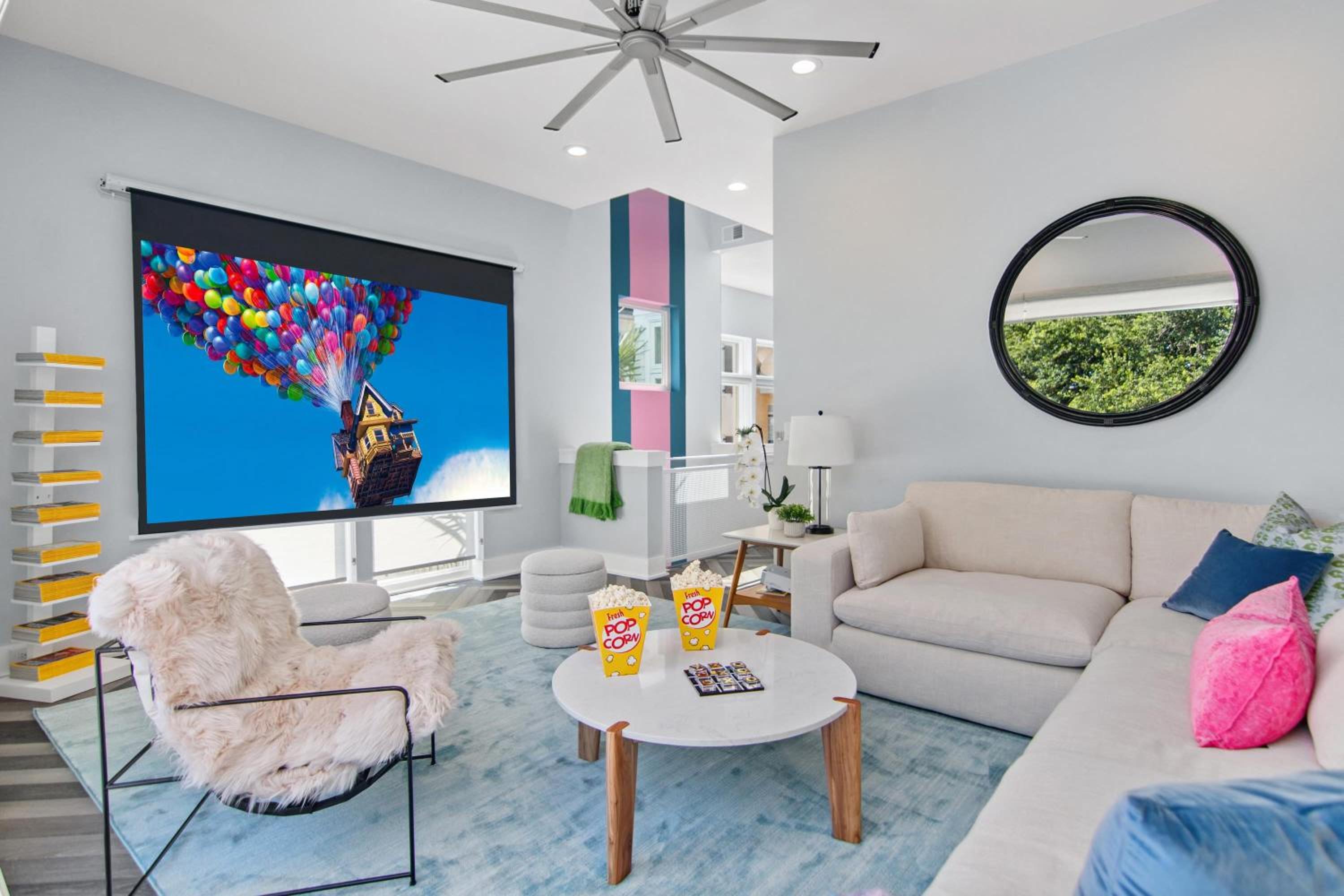Happy Stays-In Park Circle-Dtwn-CHS Beach