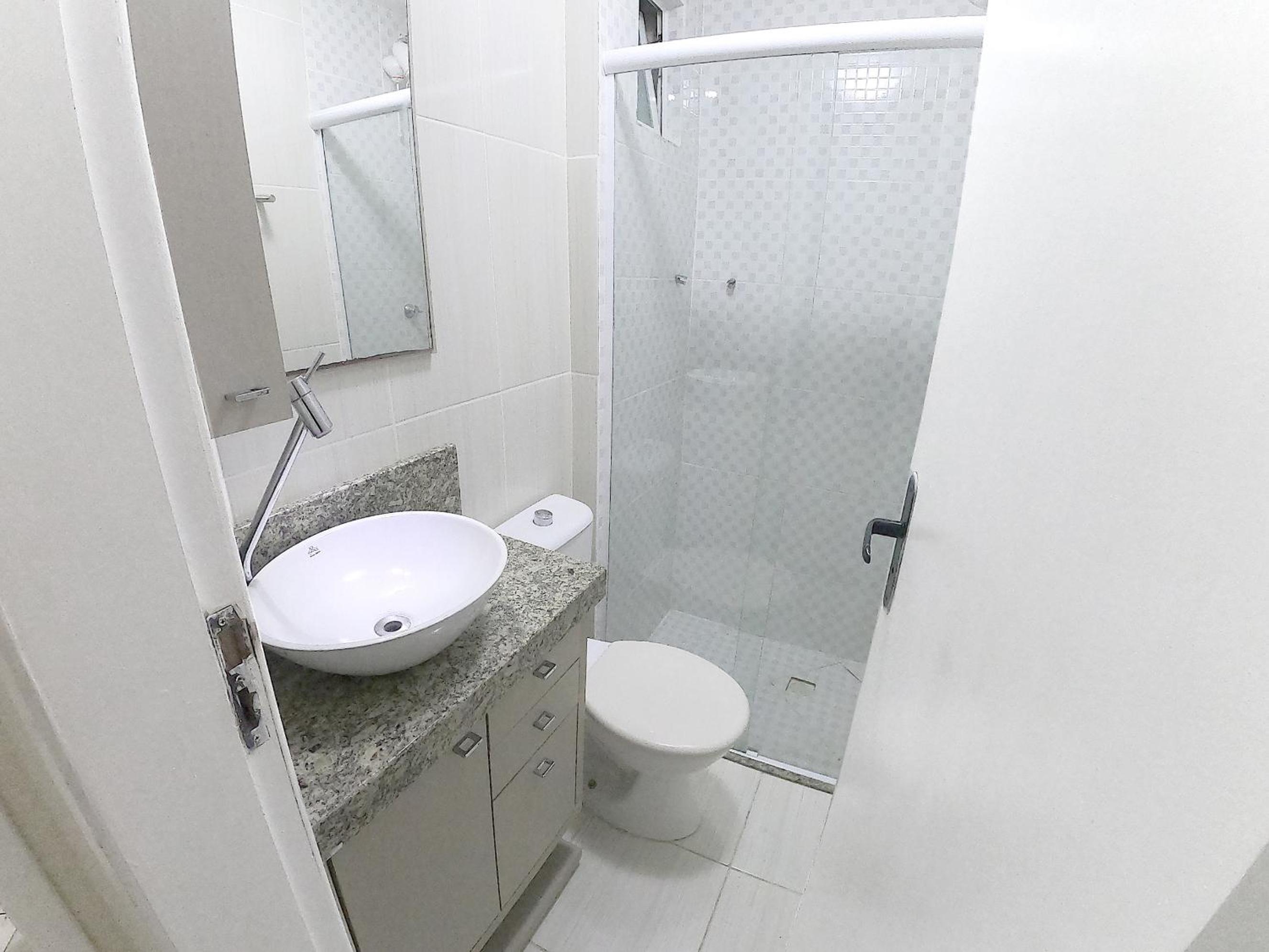 124 - Apartamento 3 dormitórios condomínio fechado