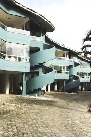 124 - Apartamento 3 dormitórios condomínio fechado