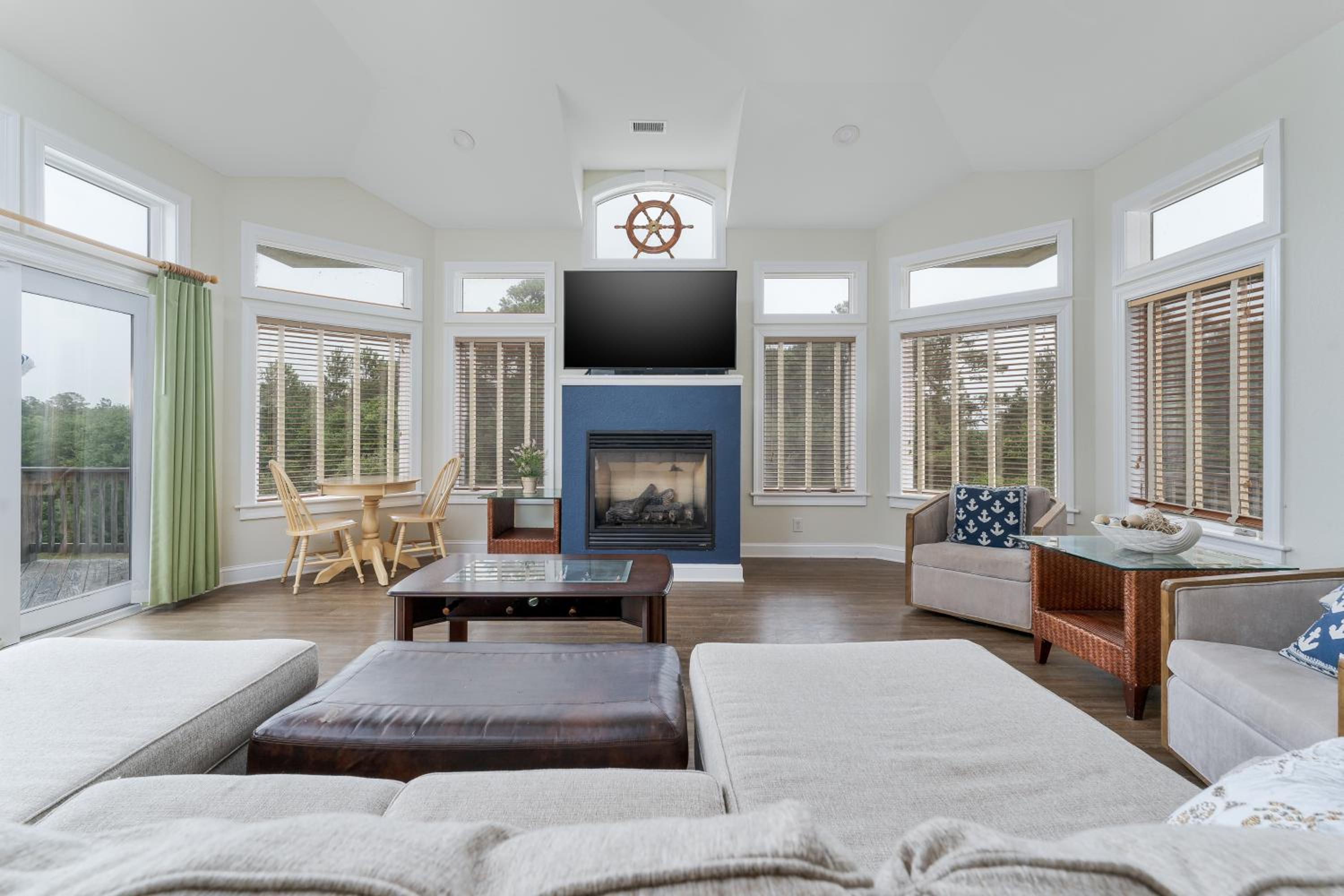 1323 - Sound Sunsets by Resort Realty view 5