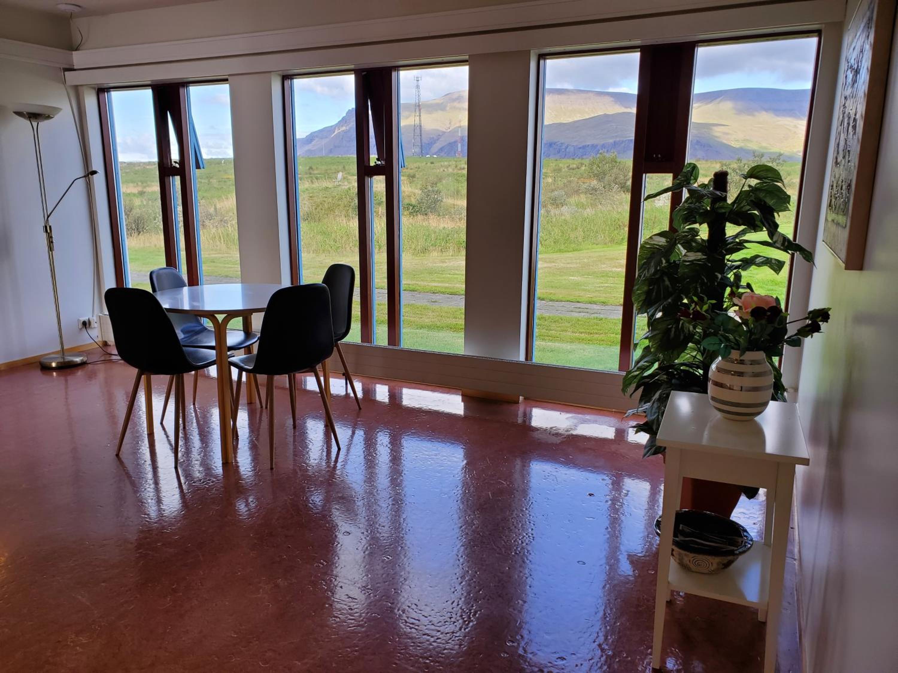 Víðines Guesthouse