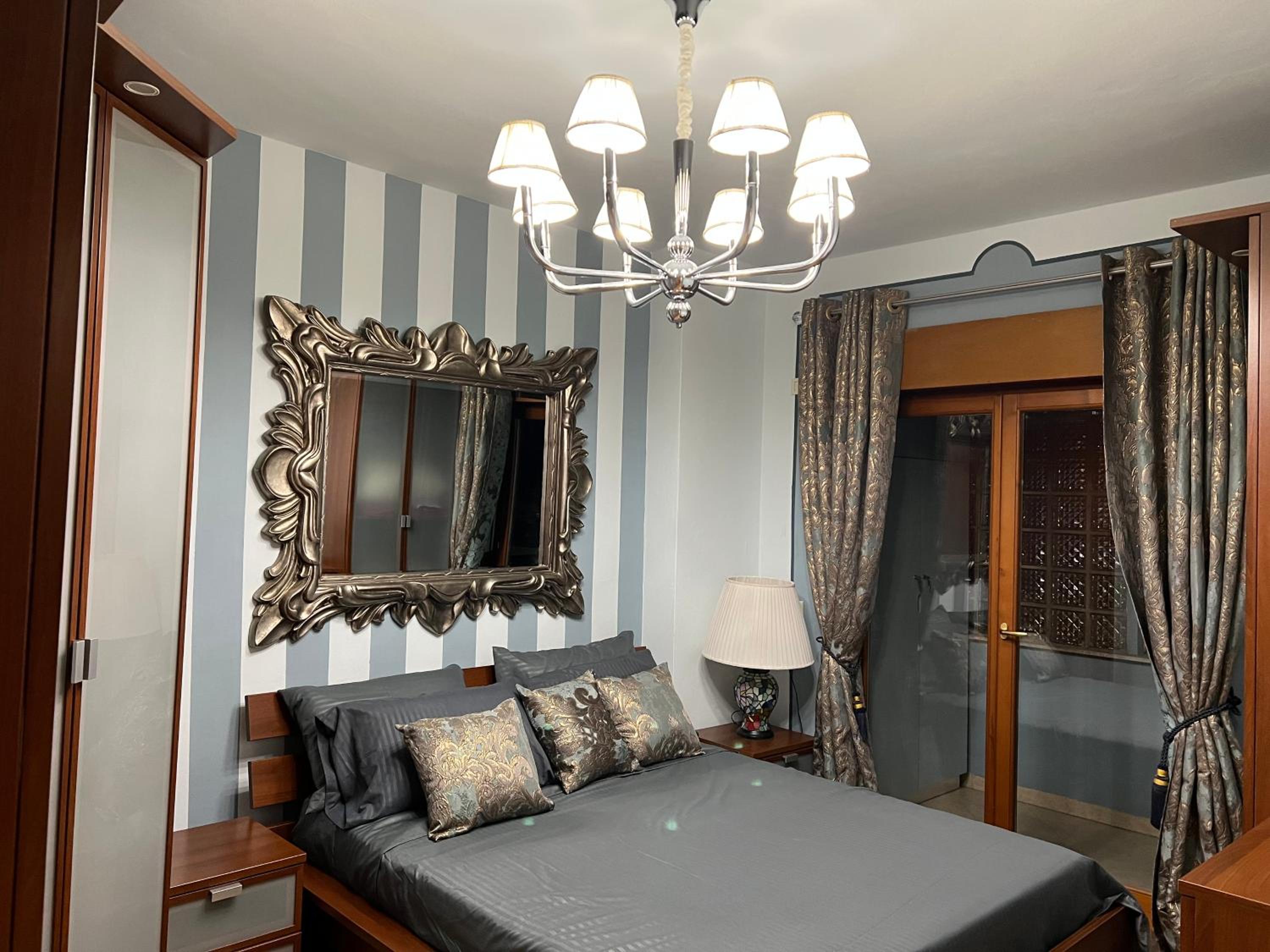 Tirana My Roots - NETI Museum Apartment Breathtaking View