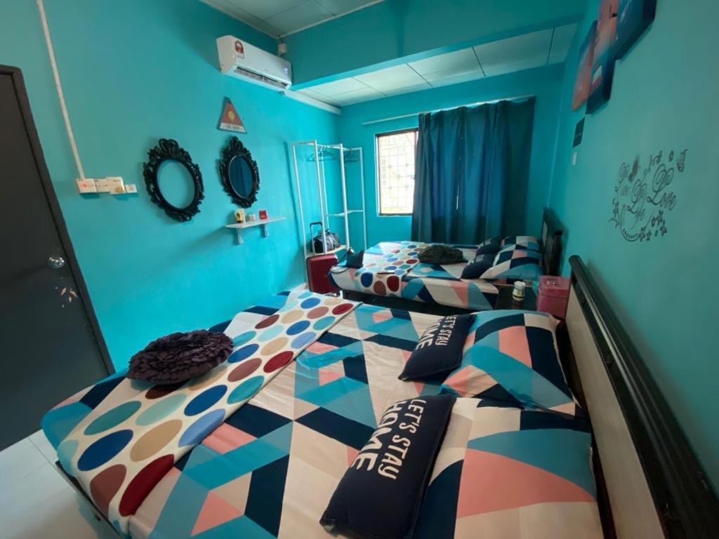 Suhana Private Stay Semporna - Cozy Home photo 3