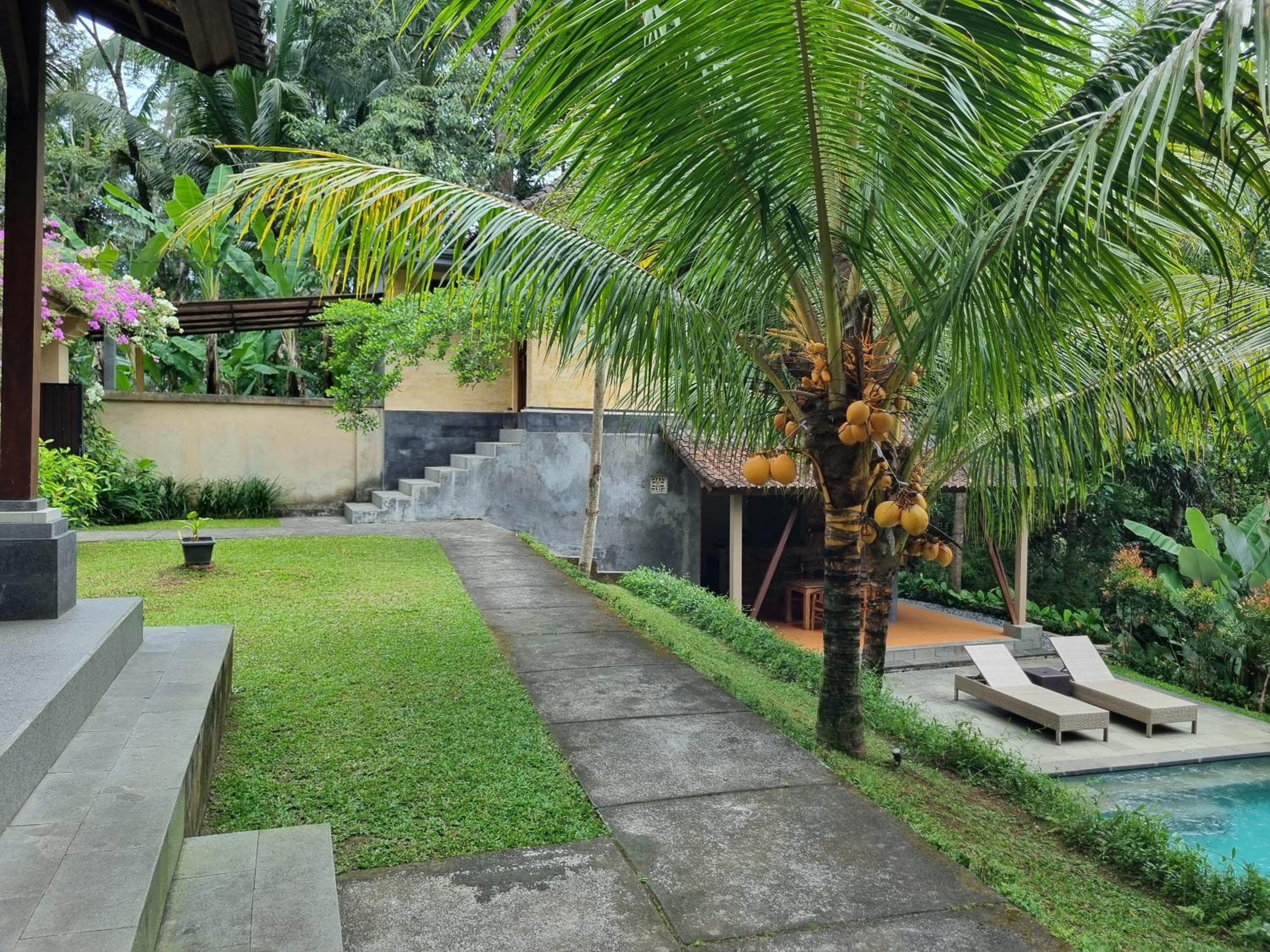 Mambul Garden Private Villa view 5