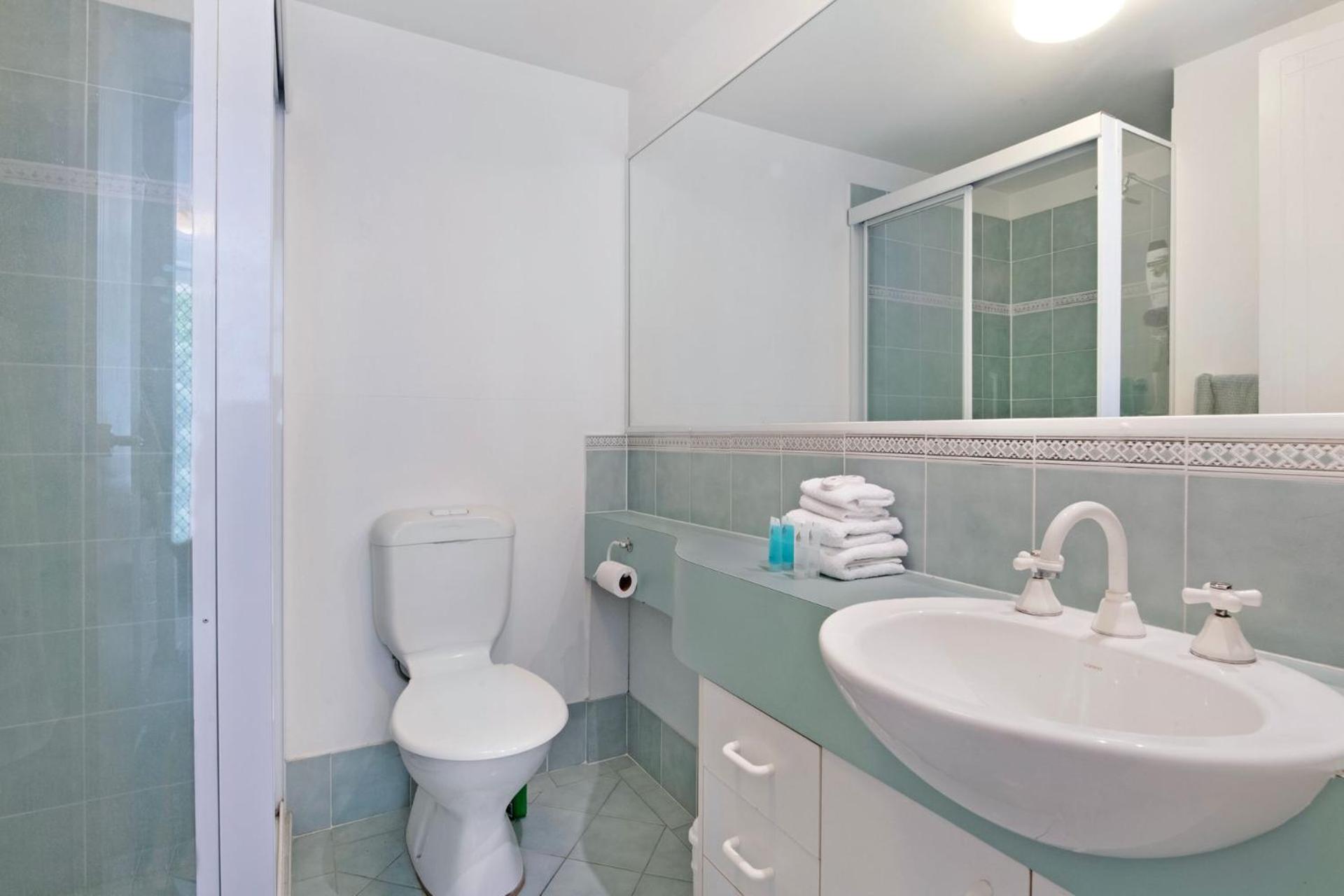 Paradise Ocean 2 Bedroom Apartment - CoastHM